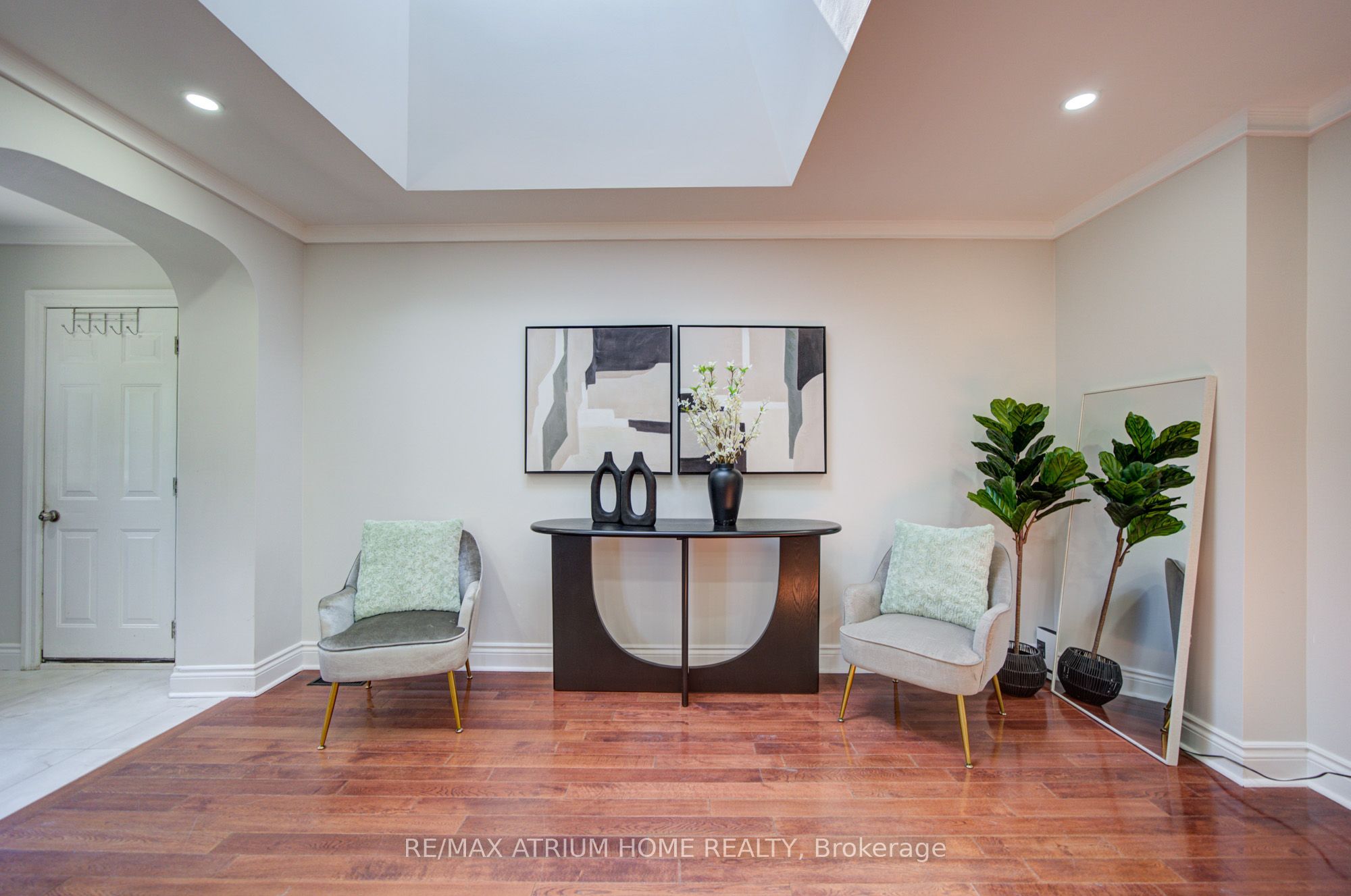 18 Doverwood Court, Toronto, ON M2M 2G7 photo 4