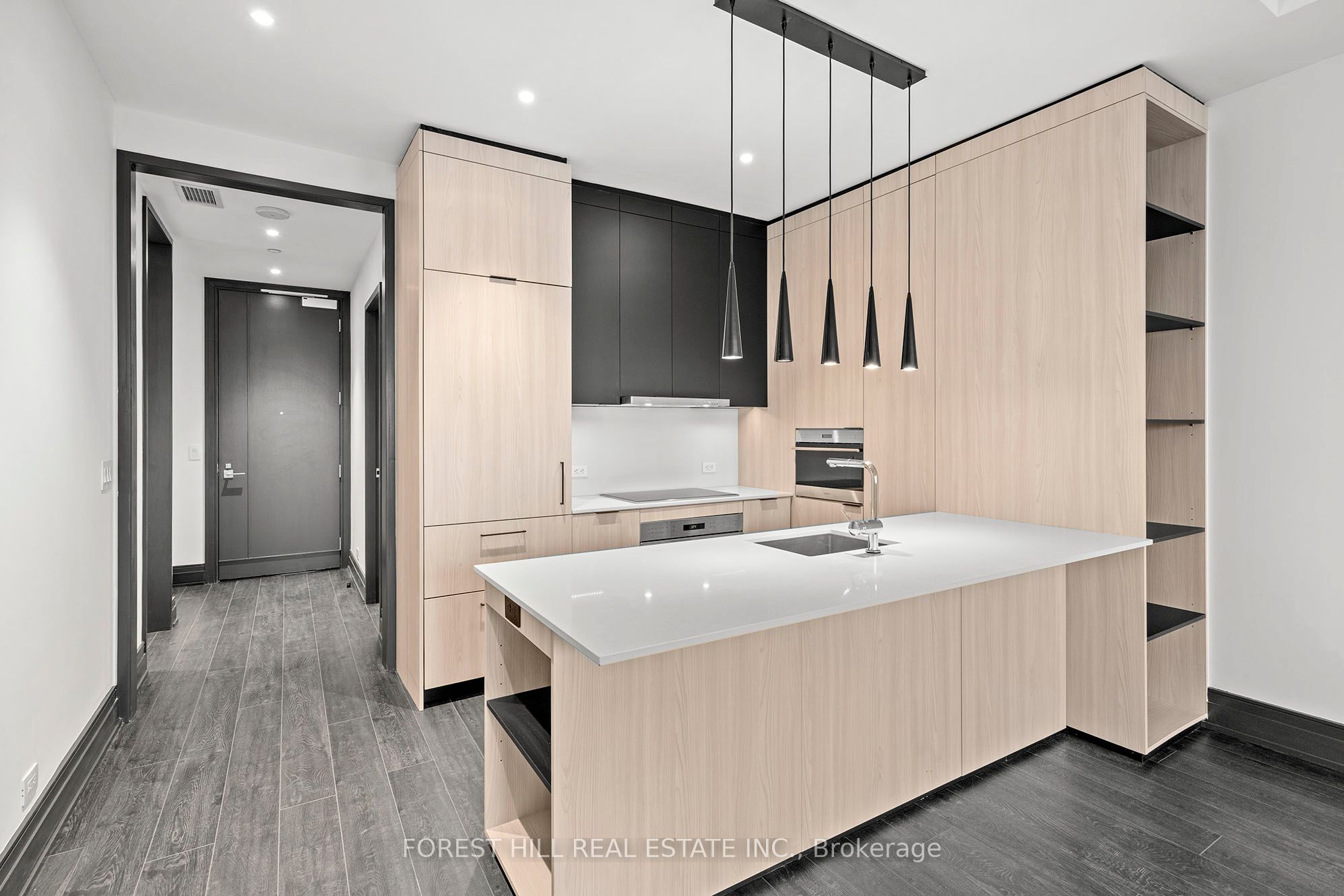 2 Avenue Road 1304, Toronto, ON M5R 0C6 photo 2