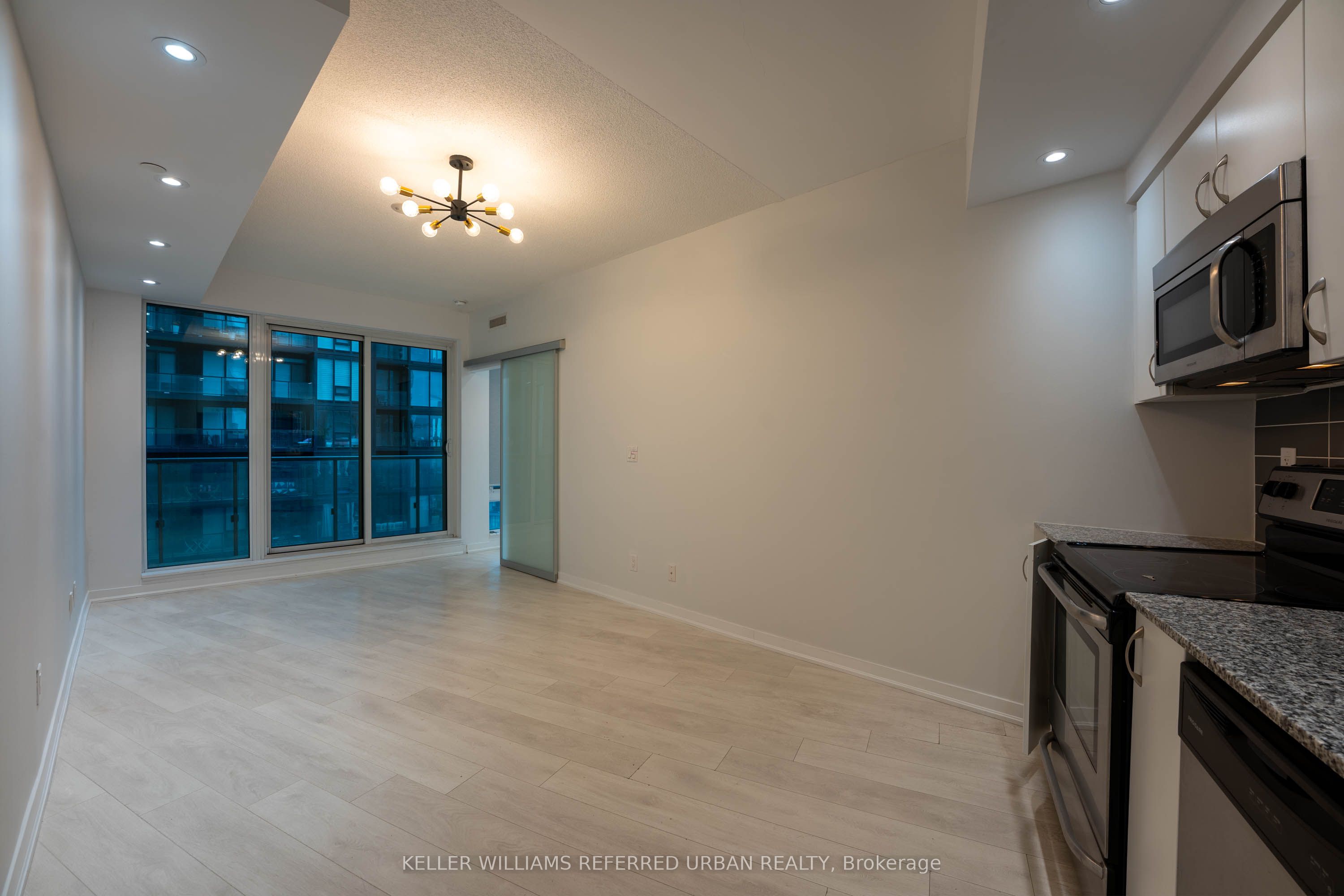 150 East Liberty Street 1614, Toronto, ON M6K 3R5
