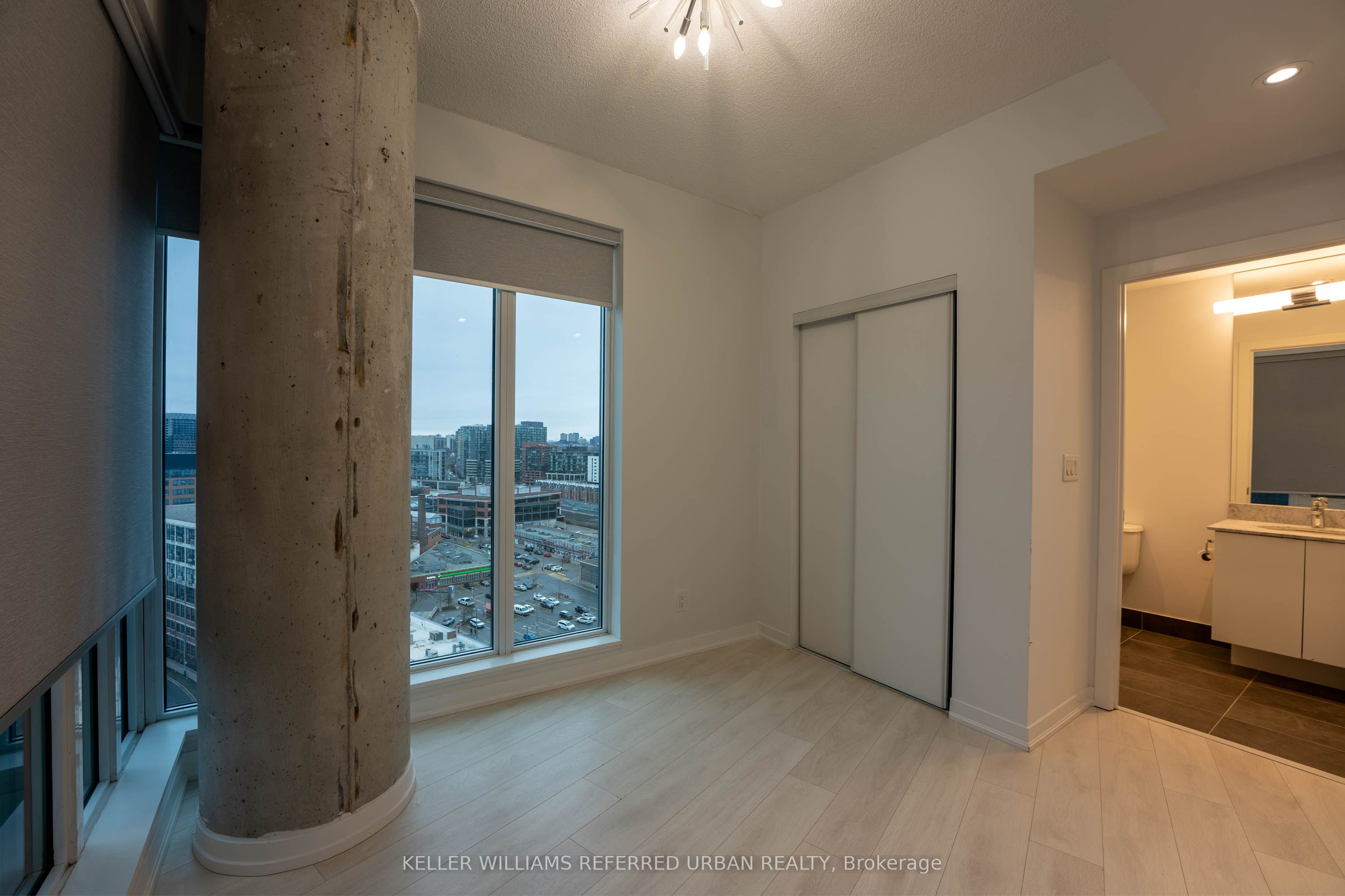 150 East Liberty Street 1614, Toronto, ON M6K 3R5 photo 4
