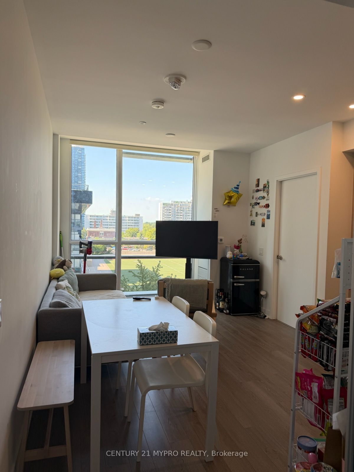 39 Roehampton Avenue #412, Toronto, ON M4P 0G1 photo 3