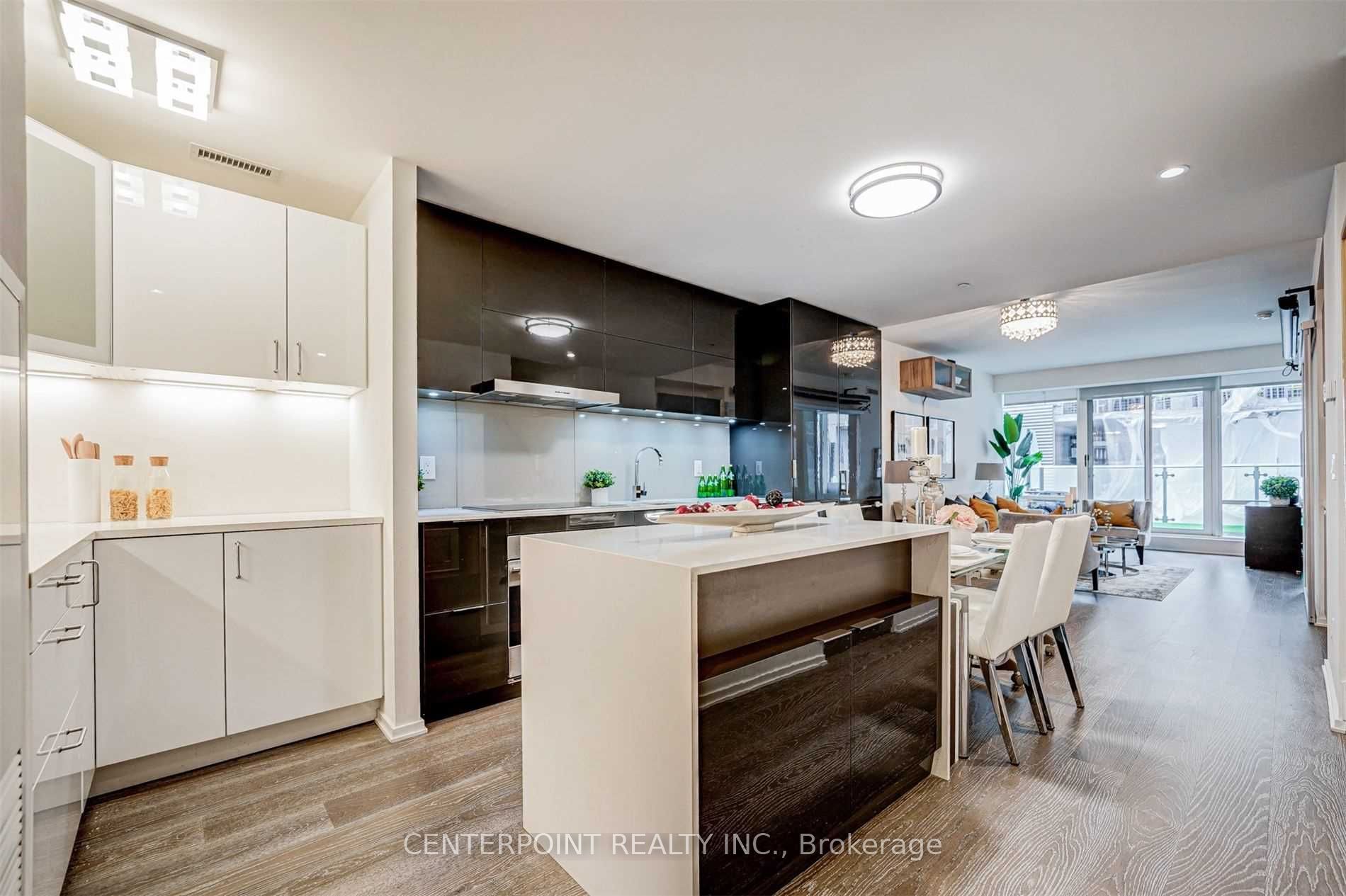1 Bloor Street E 515, Toronto, ON M4W 0A8 photo 2