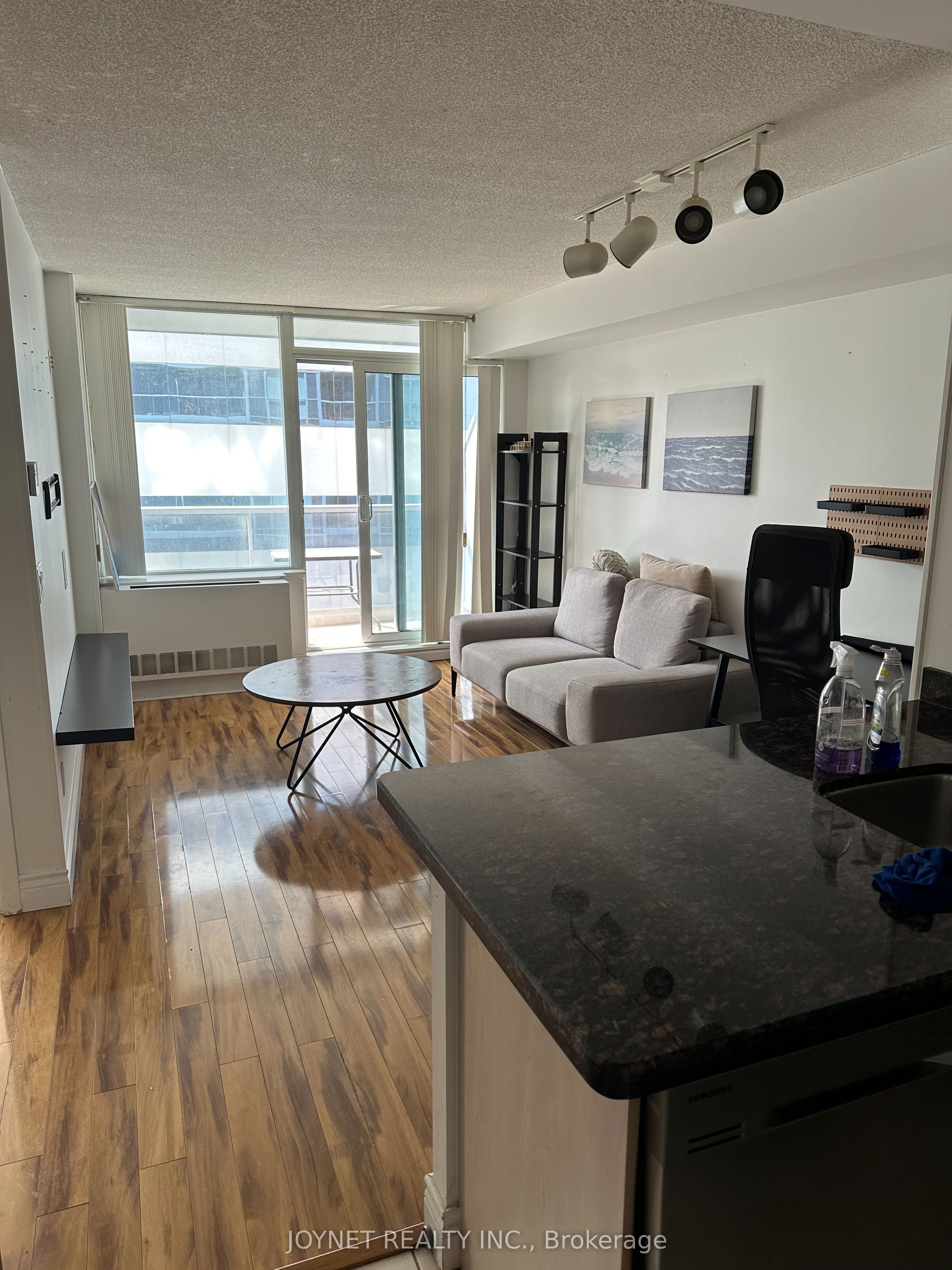 4968 Yonge Street 3010, Toronto, ON M2N 5N7