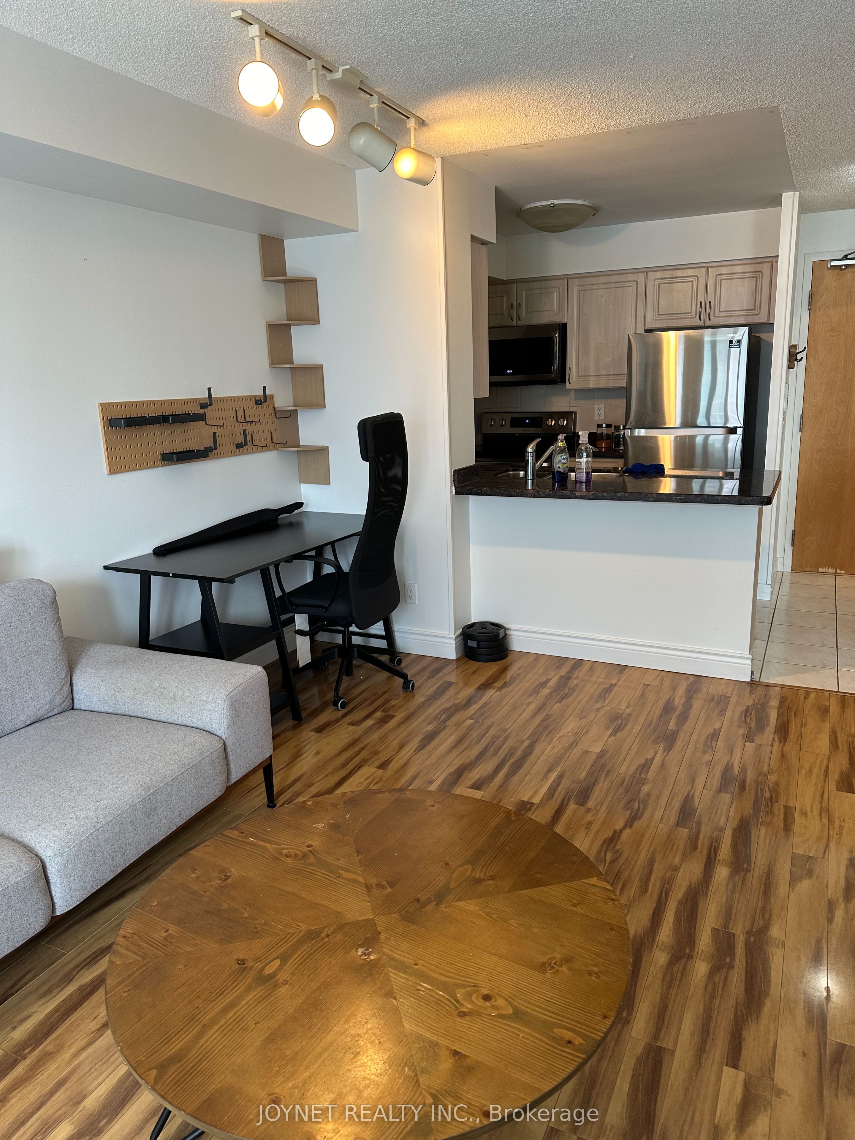 4968 Yonge Street 3010, Toronto, ON M2N 5N7 photo 2