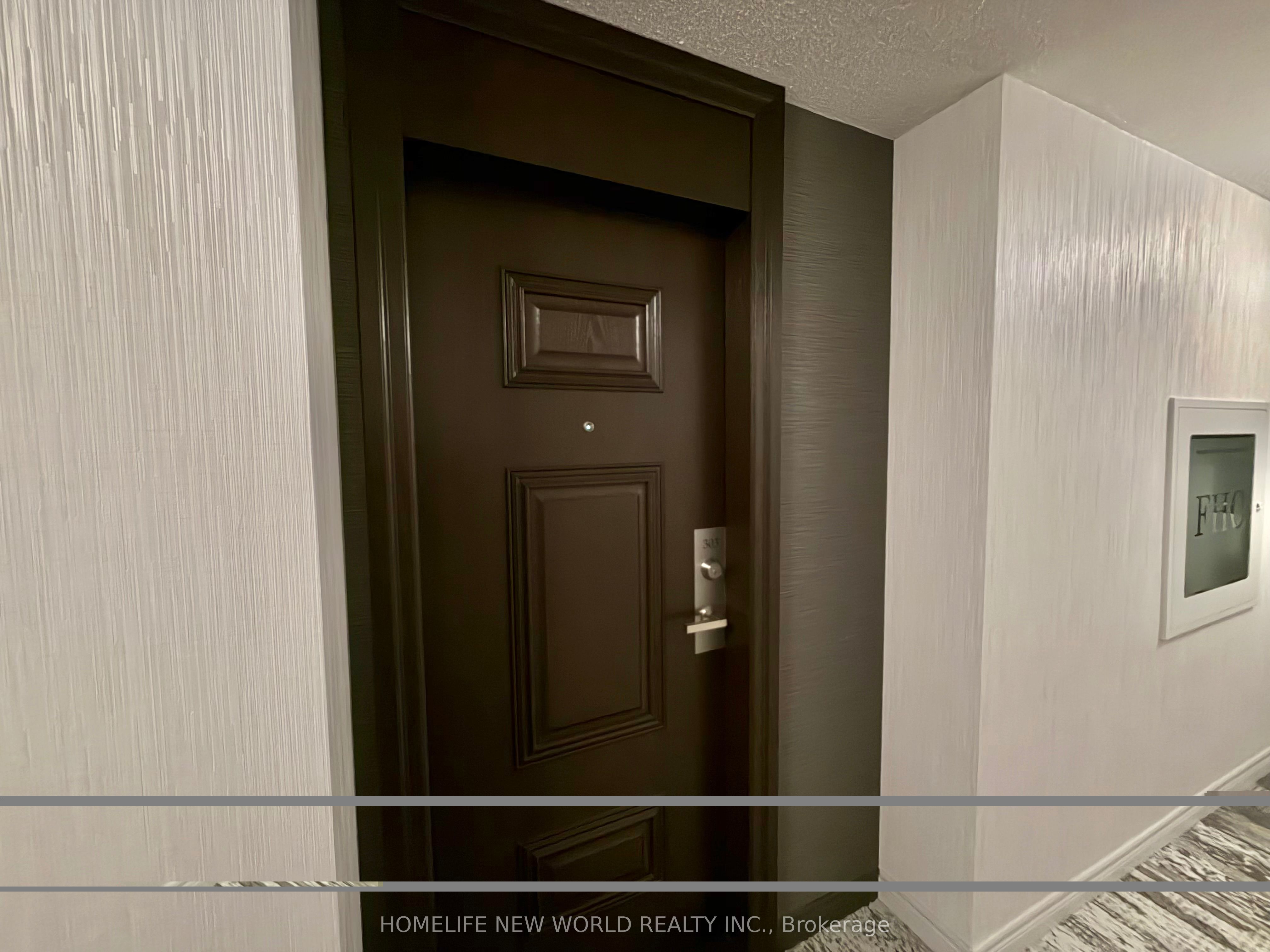 39 Pemberton Avenue 303, Toronto, ON M2M 4L6 photo 4