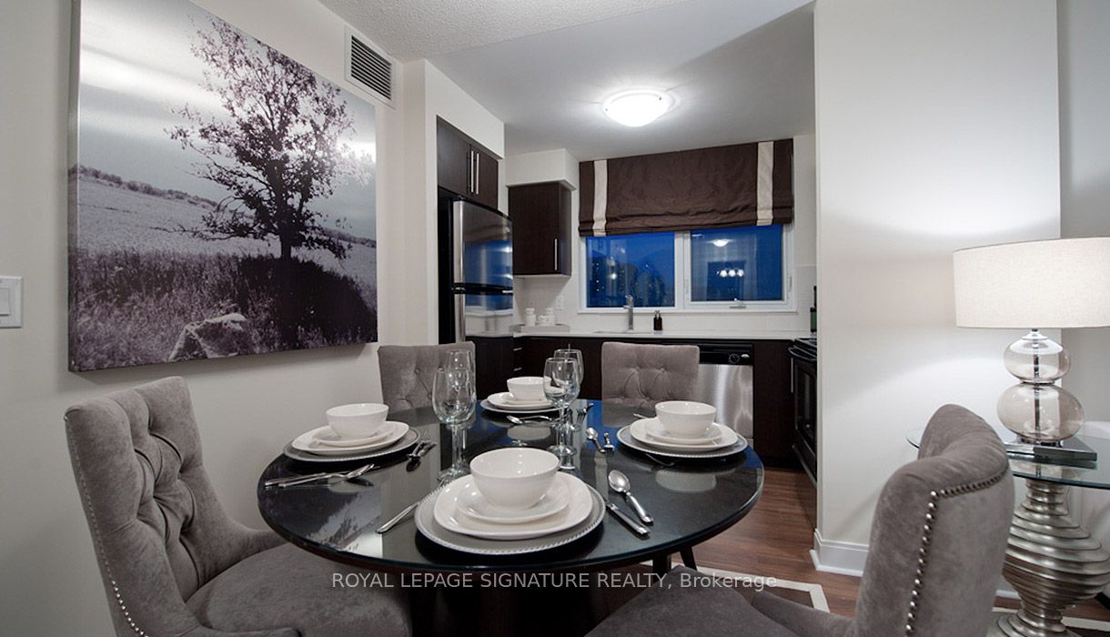 105 Harrison Garden Boulevard 1405, Toronto, ON M2N 0C3 photo 2