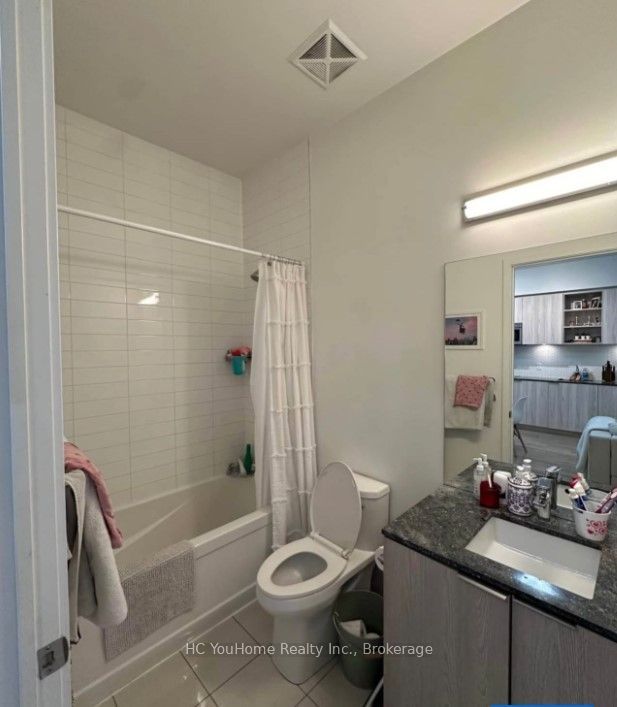 50 Ordnance Street 301, Toronto, ON M6K 0C9 photo 4