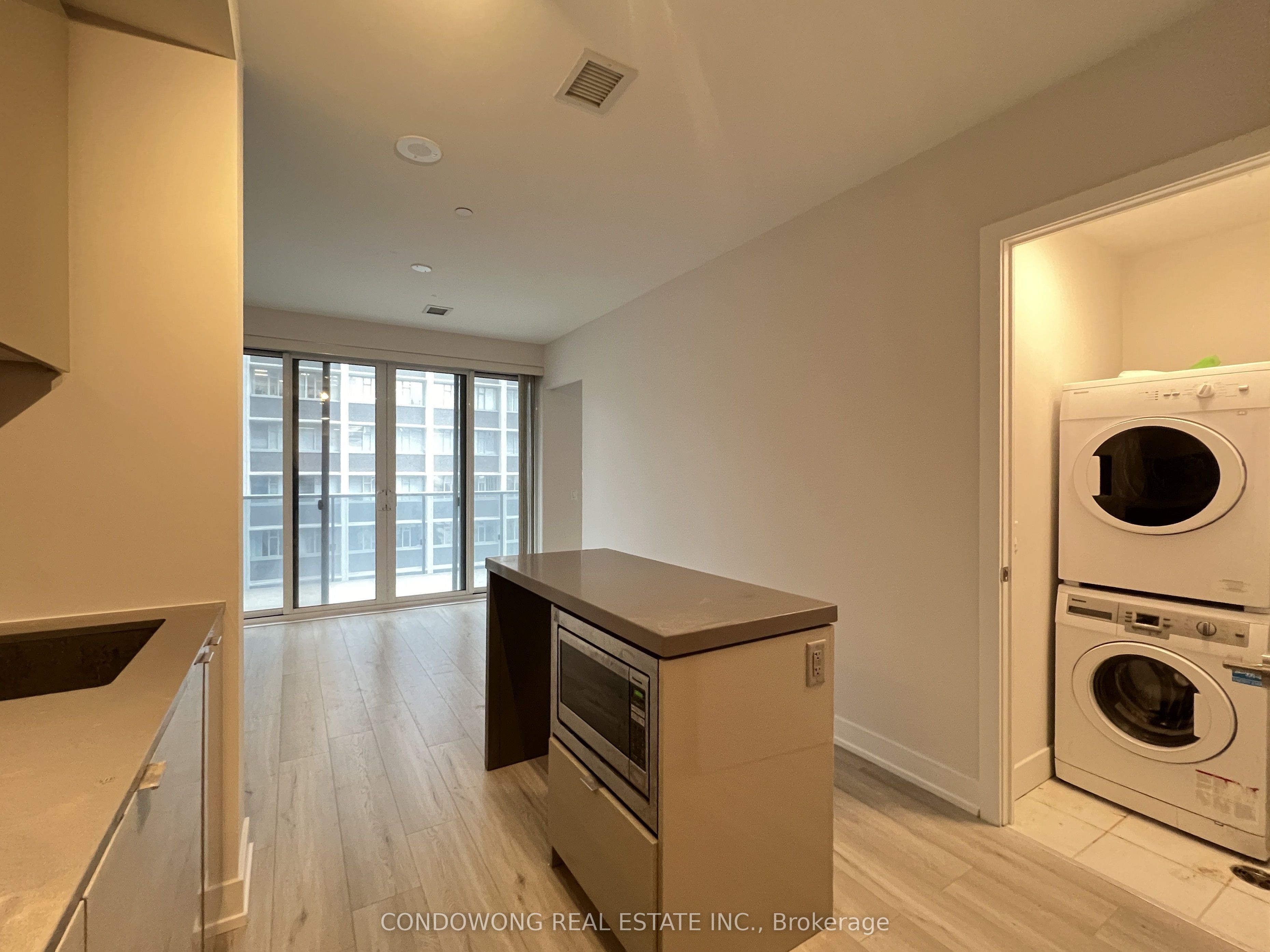 7 Grenville Street 1110, Toronto, ON M4Y 0E9 photo 3