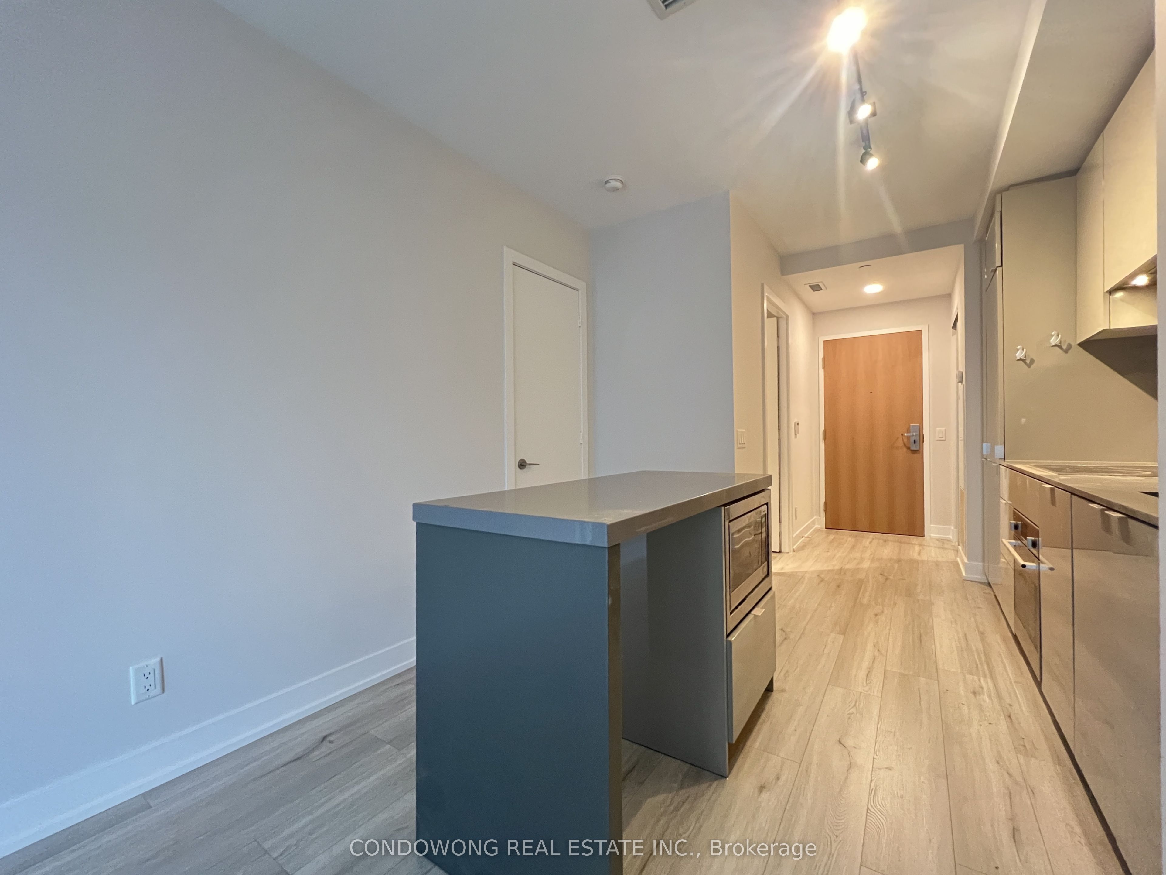 7 Grenville Street 1110, Toronto, ON M4Y 0E9 photo 5