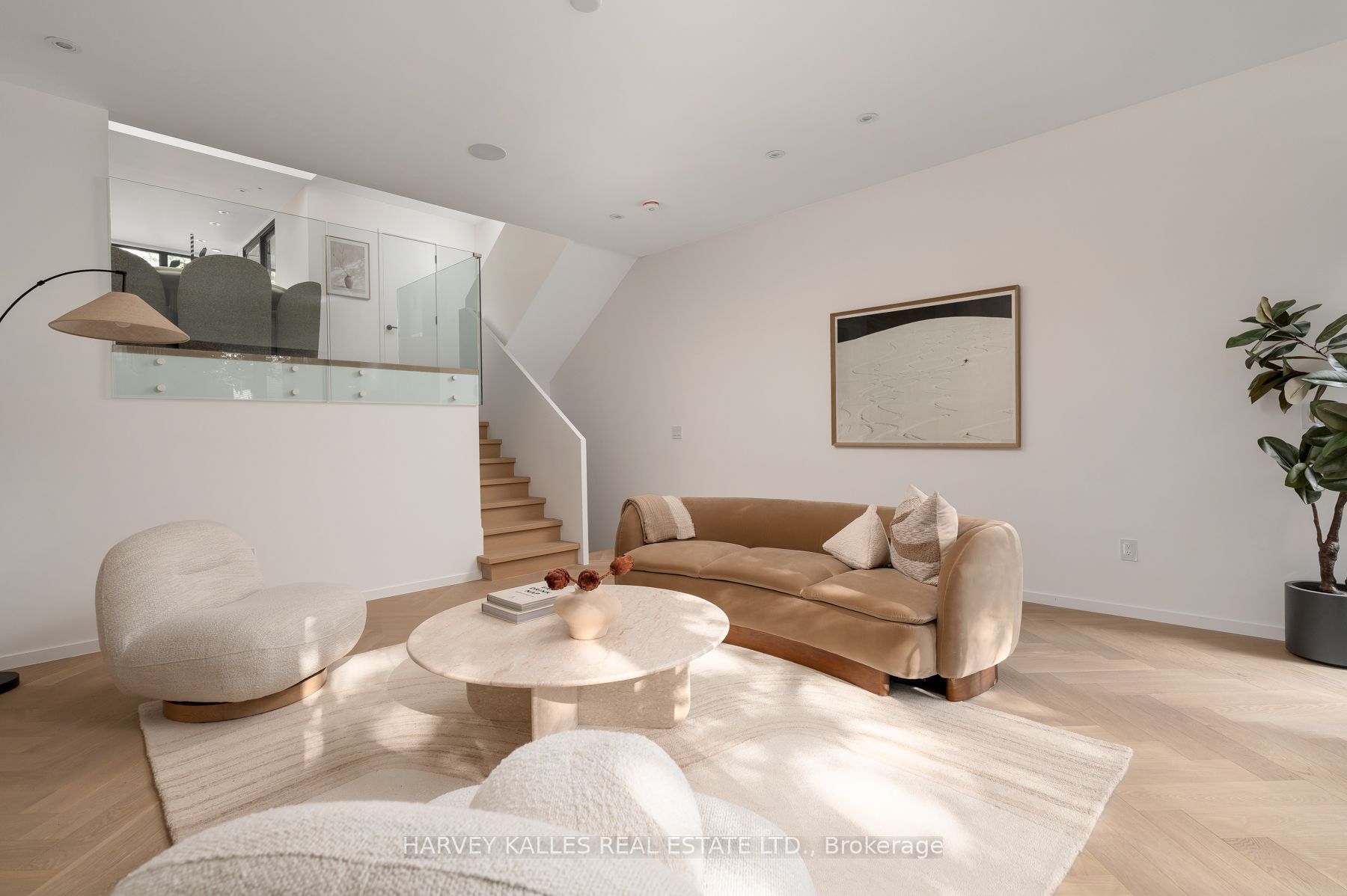 534 Duplex Avenue, Toronto, ON M4R 1E6 photo 5