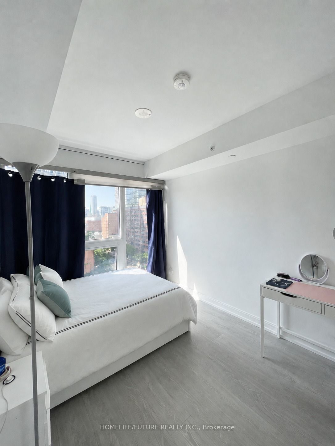 181 Dundas Street E 706, Toronto, ON M5A 0N5 photo 5