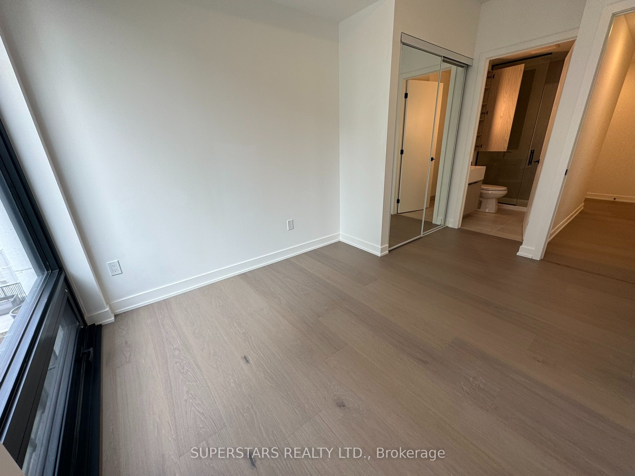 89 Montclair Avenue 1125, Toronto, ON M5P 0A9 photo 5