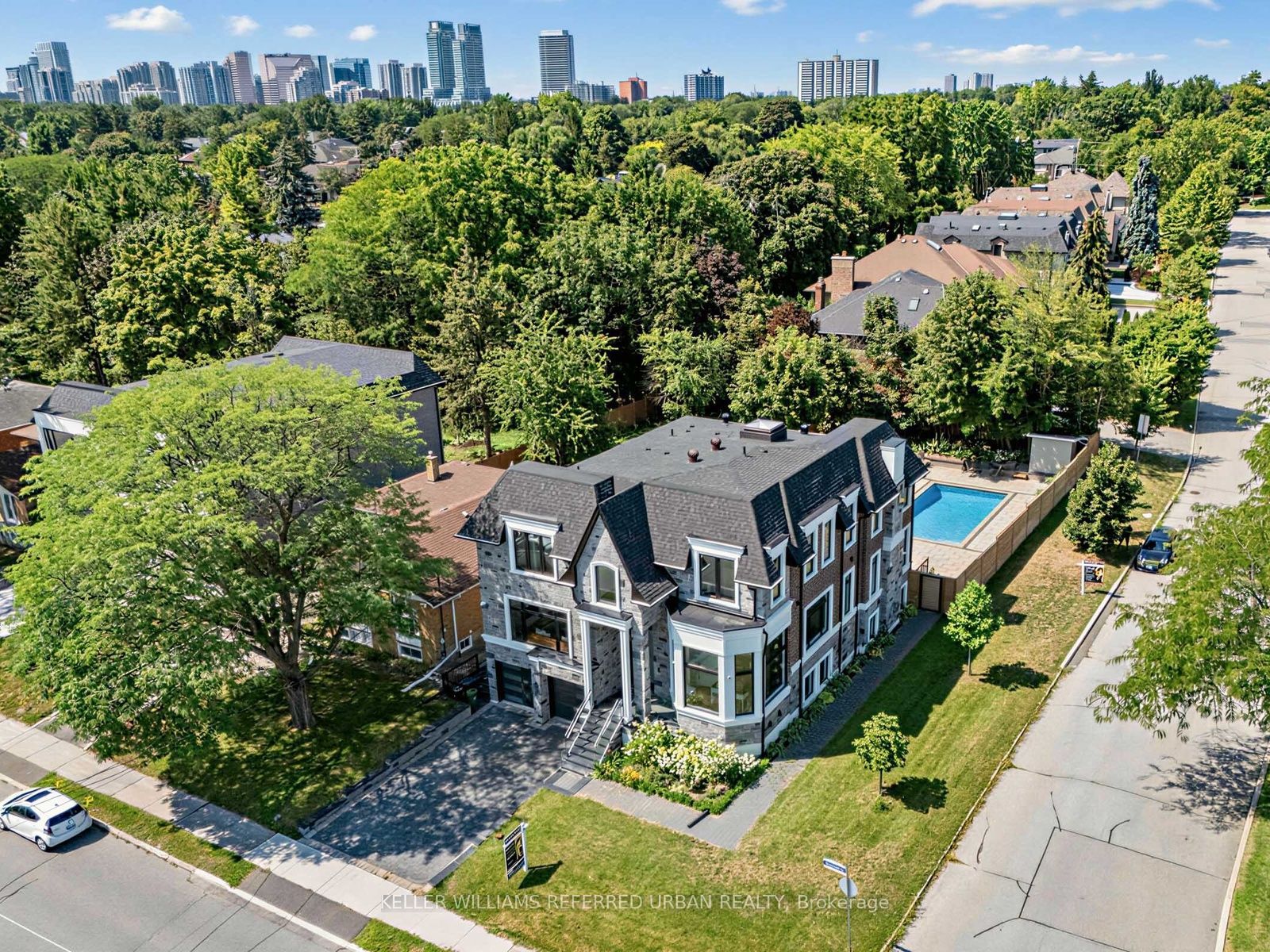 35 Lloydminster Crescent, Toronto, ON M2M 2R9 photo 3