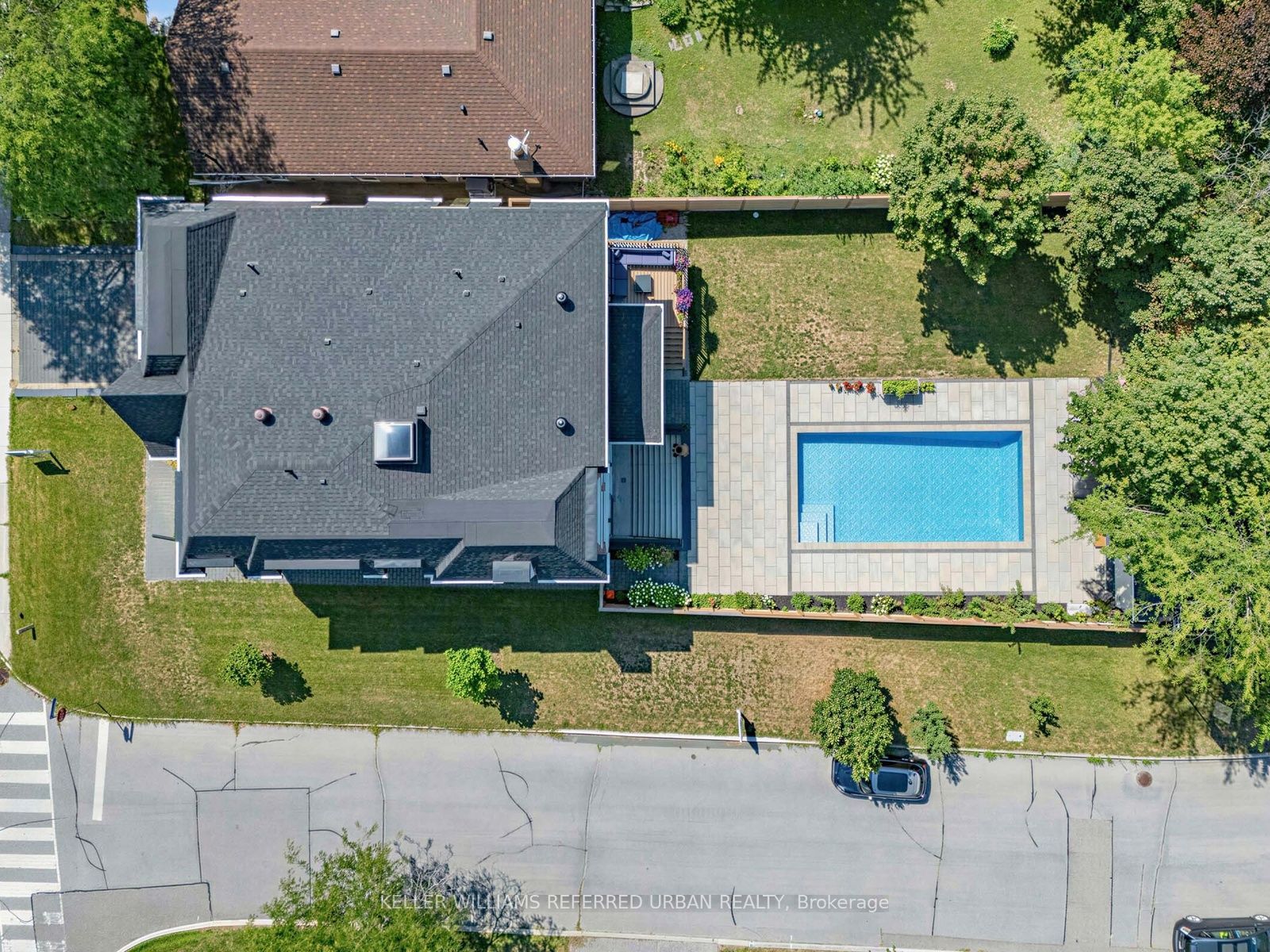 35 Lloydminster Crescent, Toronto, ON M2M 2R9 photo 4