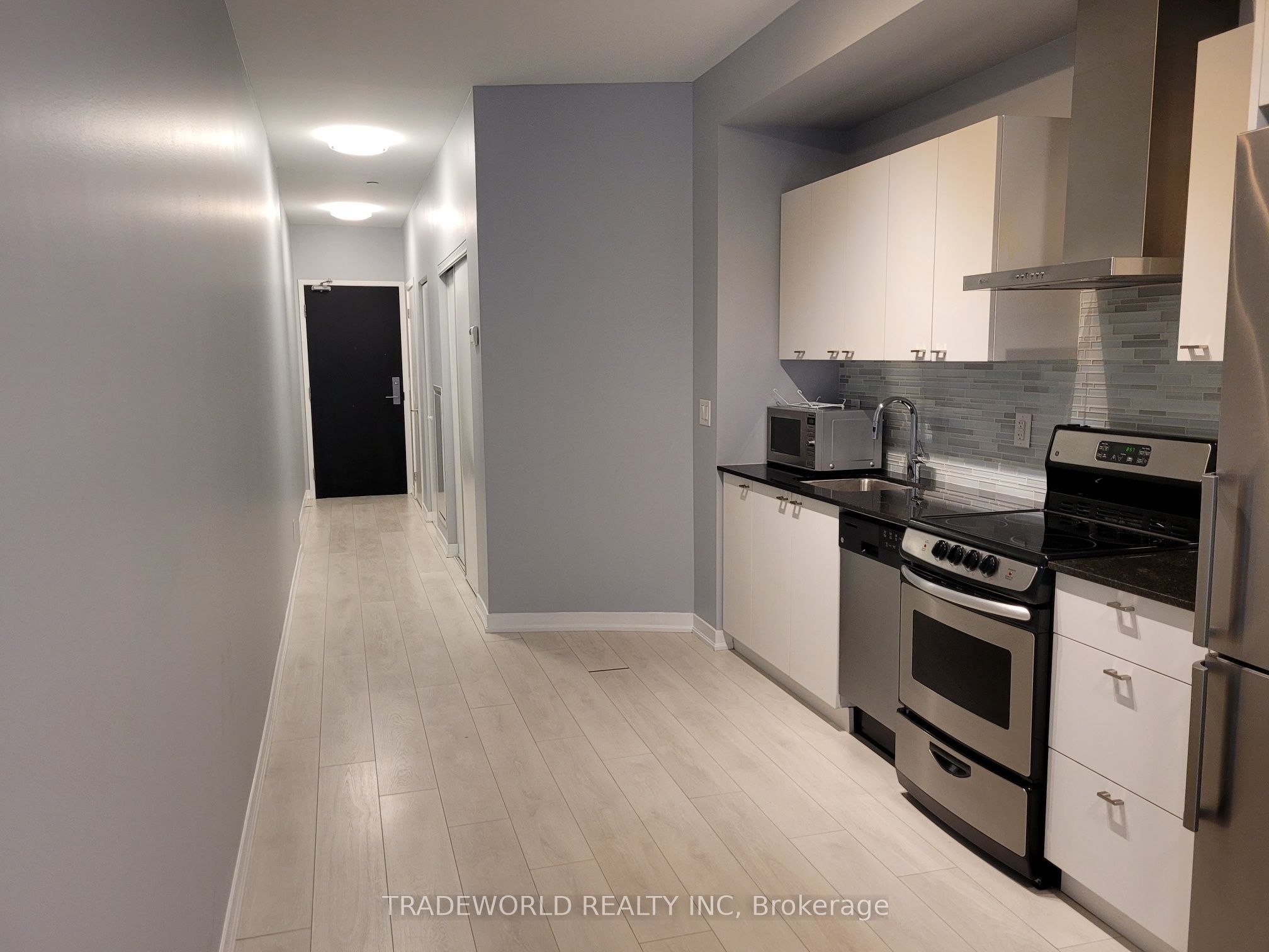 51 East Liberty Street 406, Toronto, ON M6K 3P8 photo 5