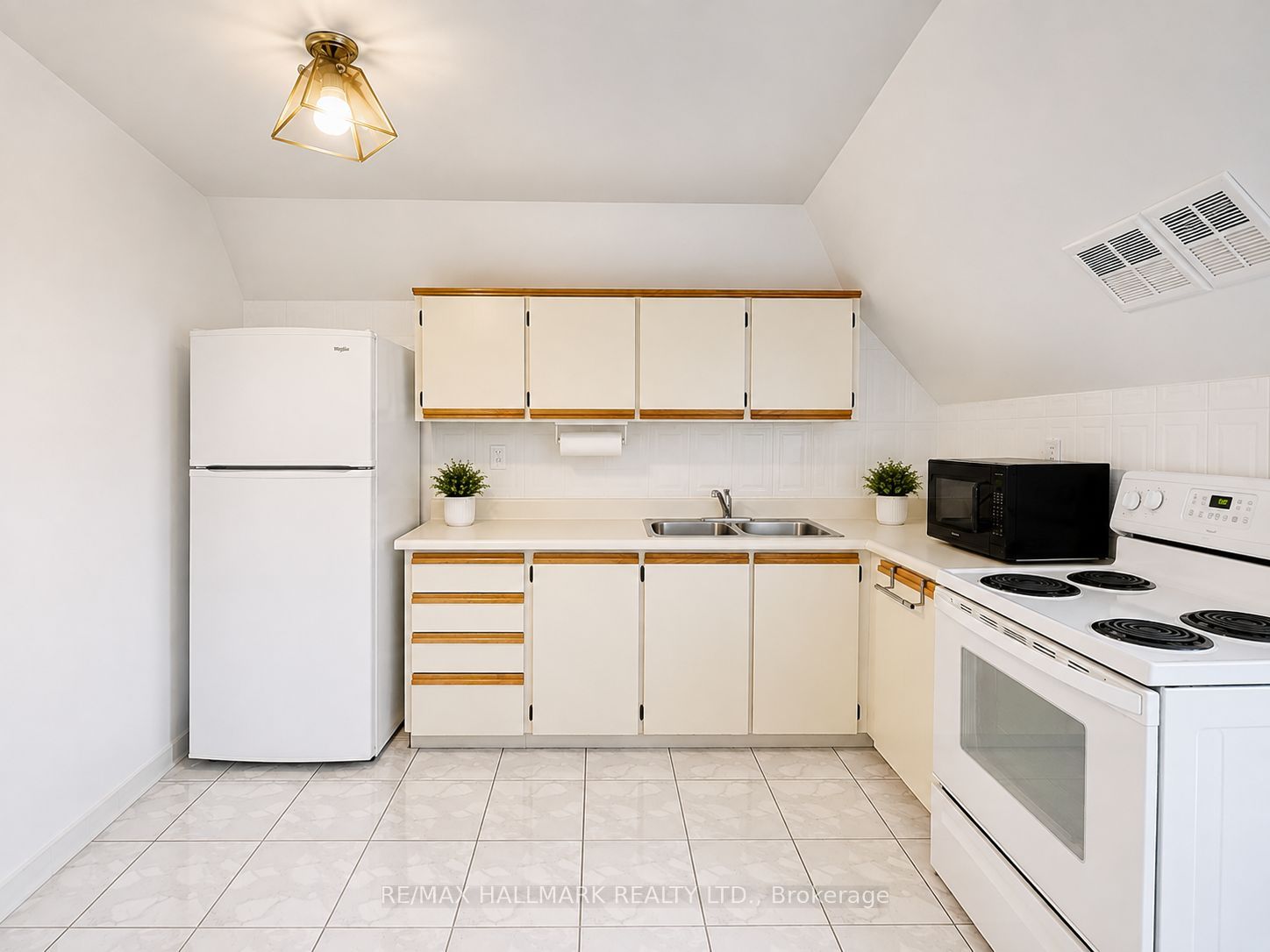 338 Vaughan Road Apt 3, Toronto, ON M6C 2N6 photo 5