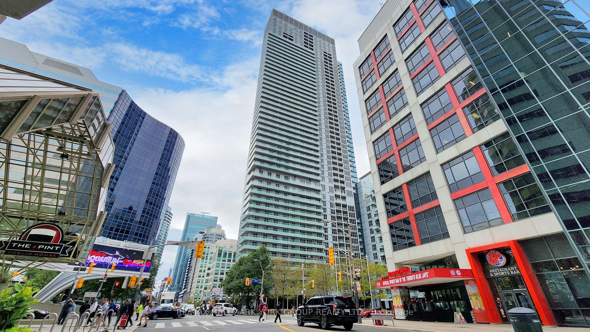 300 Front Street W 3507, Toronto, ON M5V 0E9