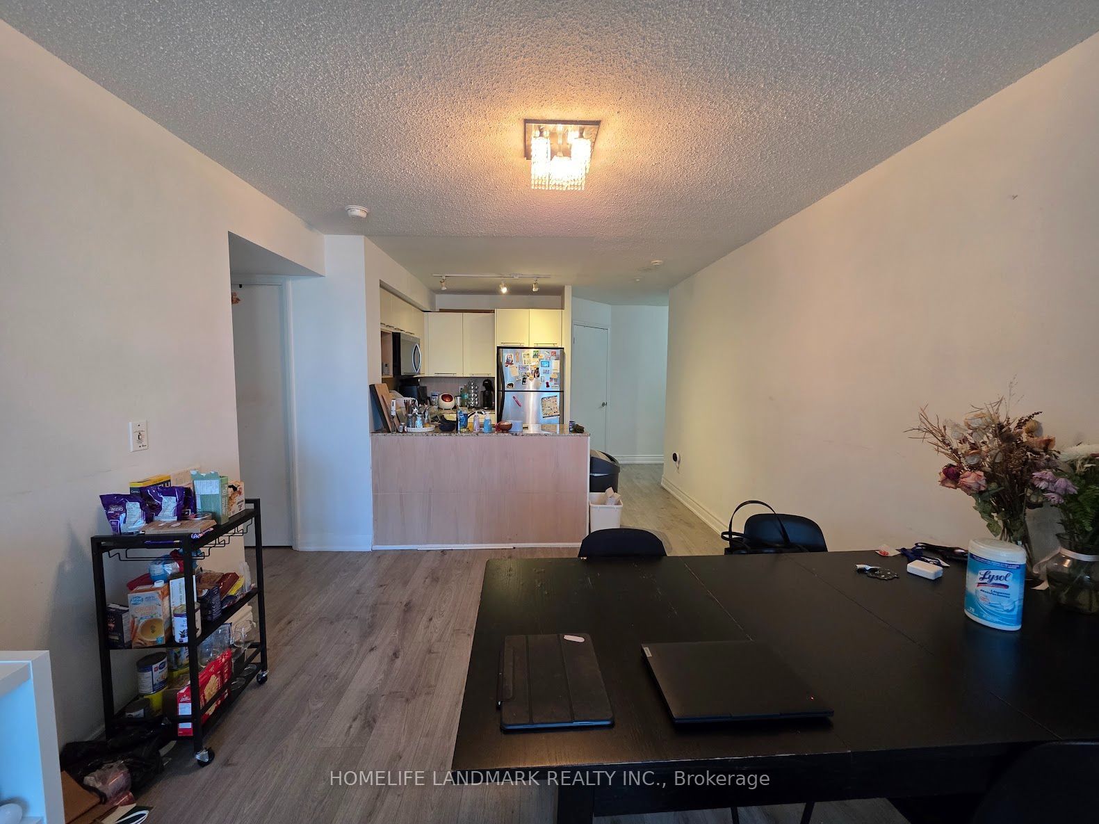 21 Carlton Street 1810, Toronto, ON M5B 1L3 photo 4