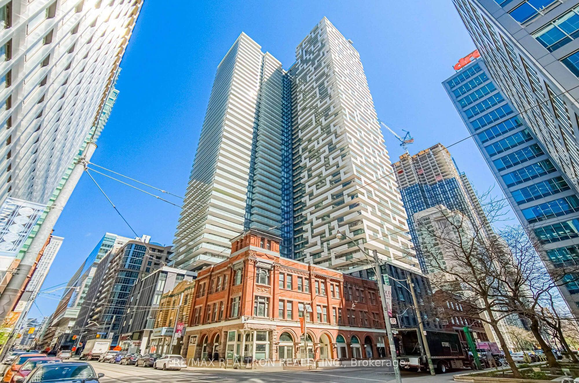 25 Richmond Street E 2117, Toronto, ON M5C 0A6