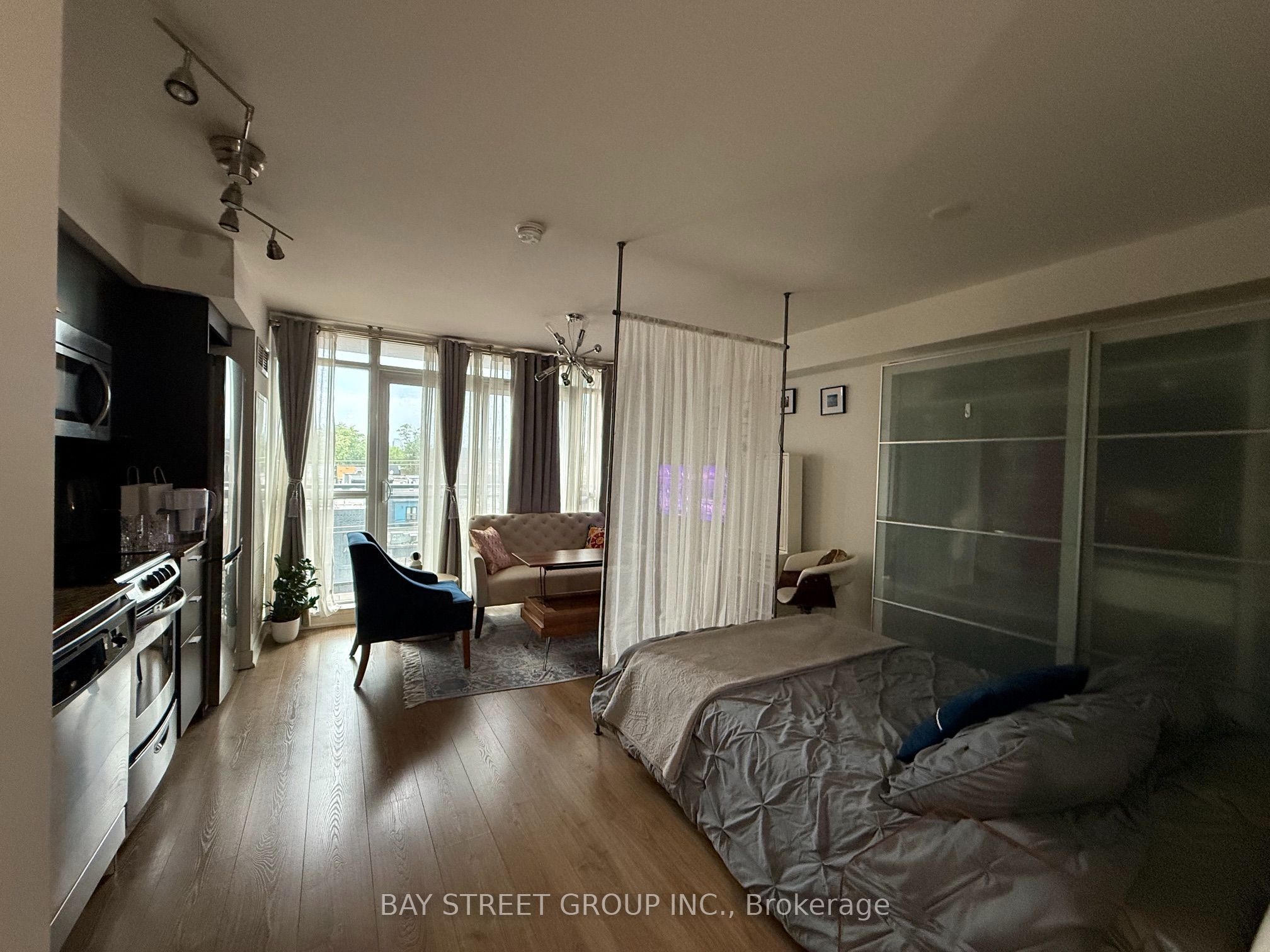 775 King Street W 418, Toronto, ON M5V 2K3 photo 5