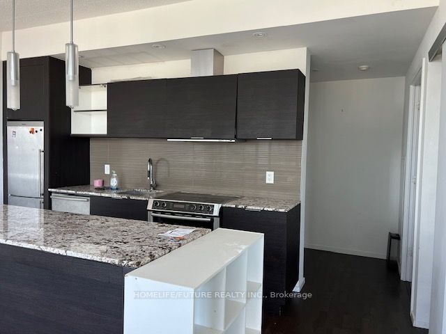 8 Charlotte Street 1608, Toronto, ON M5V 0K4 photo 2