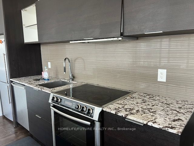 8 Charlotte Street 1608, Toronto, ON M5V 0K4 photo 5