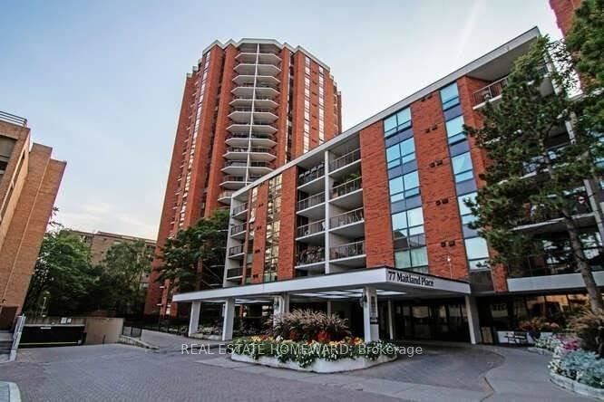 77 Maitland Place 1219, Toronto, ON M4Y 2V6 photo 3