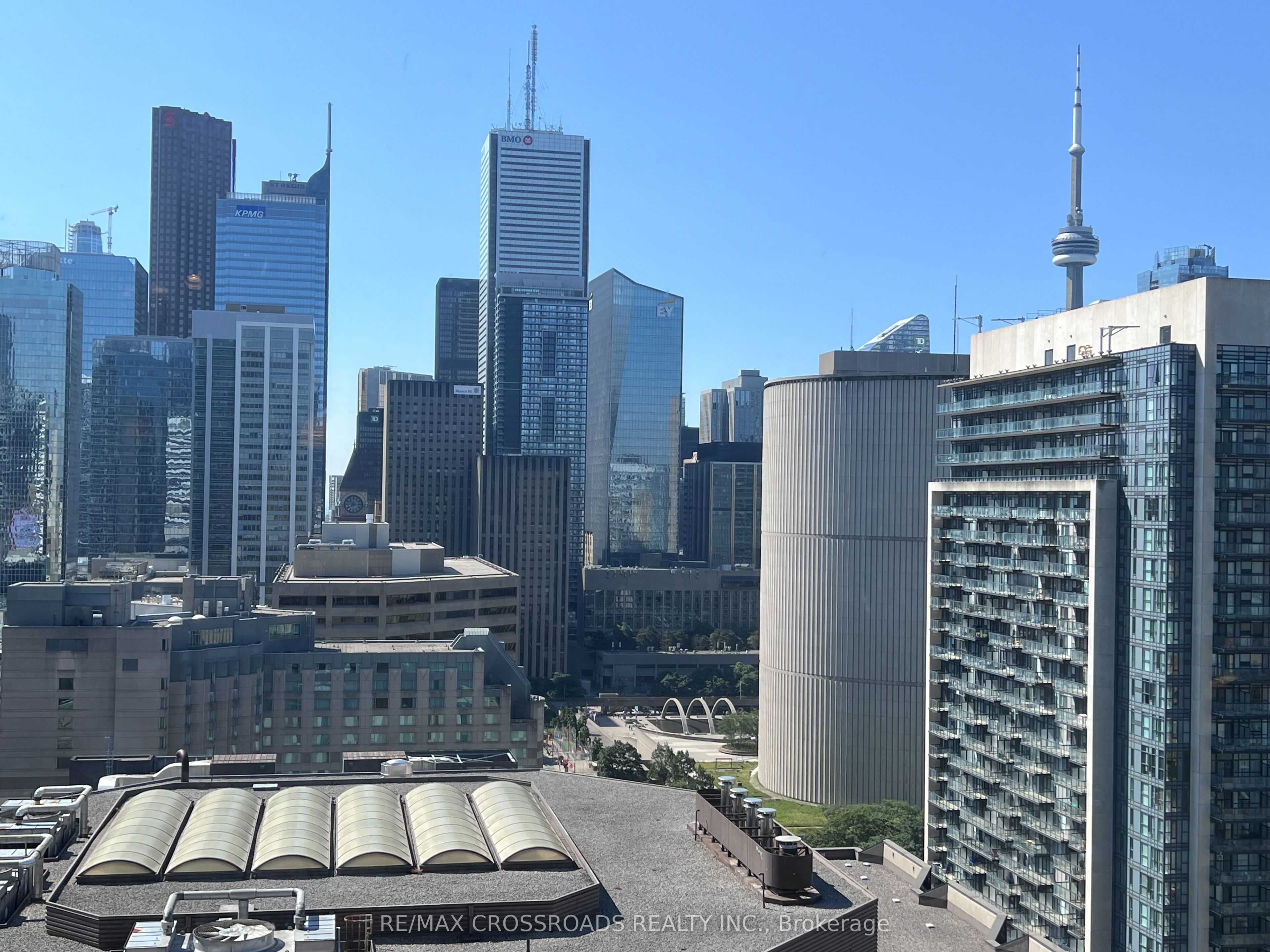 633 Bay Street Ph12, Toronto, ON M5G 2G4 photo 4
