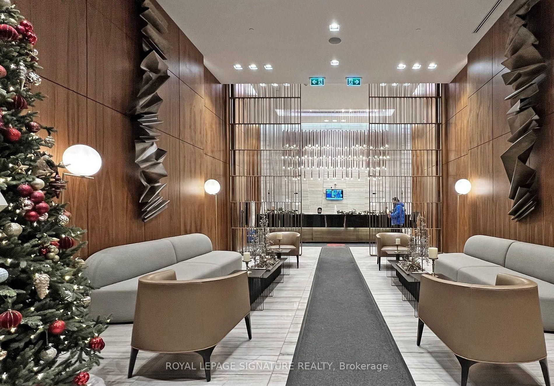 8 Eglinton Avenue E 3710, Toronto, ON M4P 1A6 photo 3