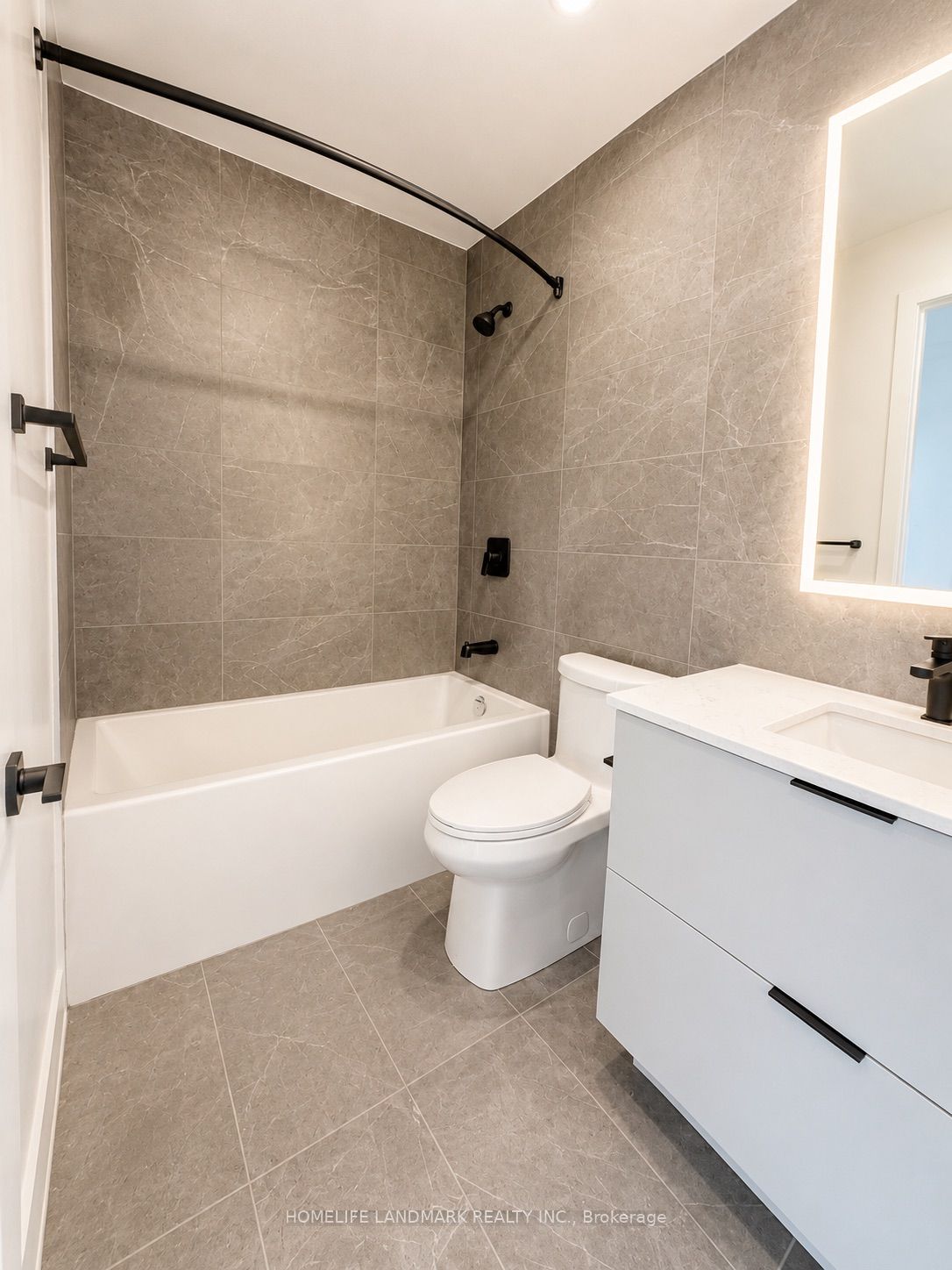 609 Sherbourne Street 3904, Toronto, ON M4X 0A4 photo 4