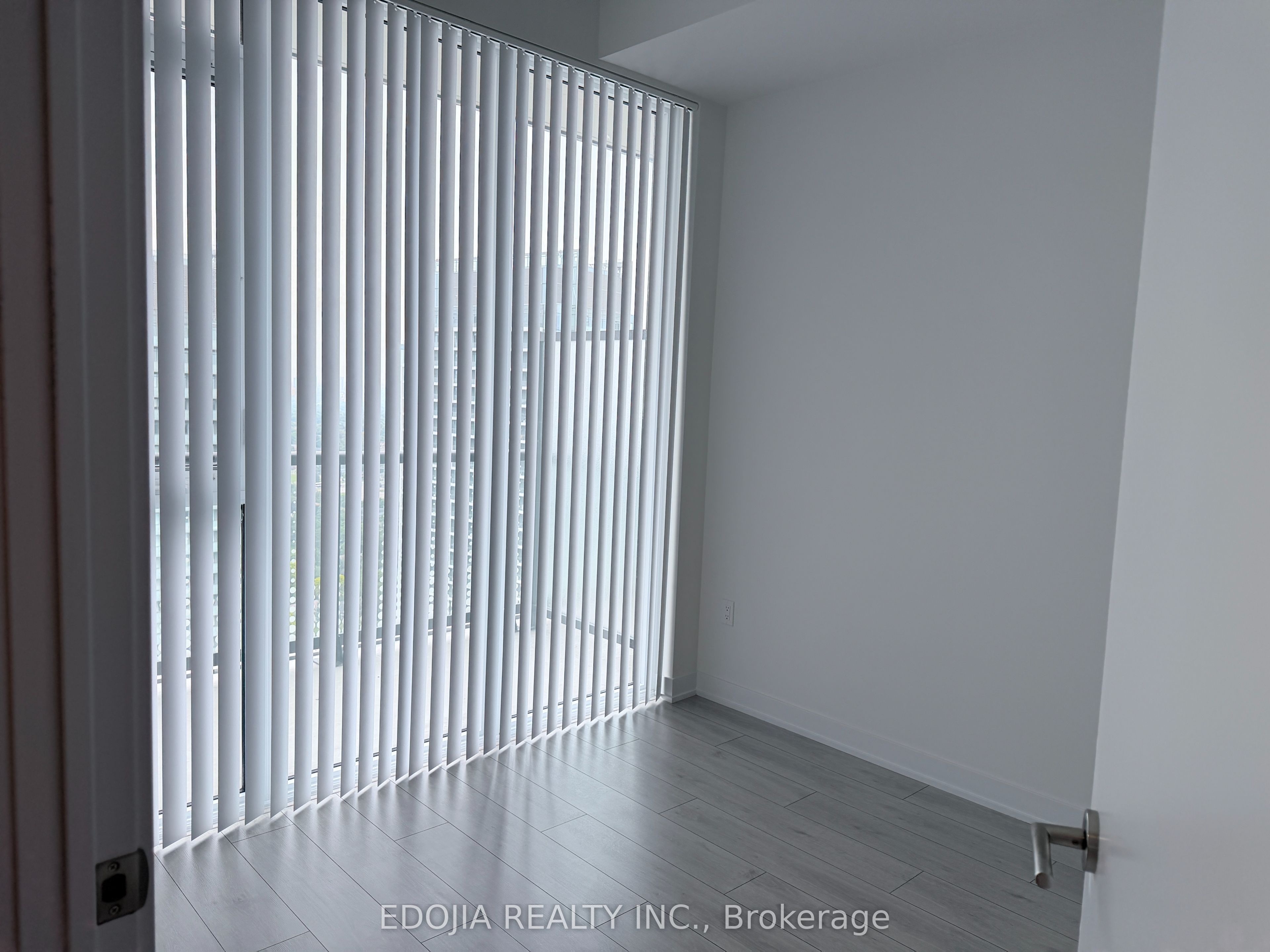 5858 Yonge Street LPH 10, Toronto, ON M2M 0C6 photo 4