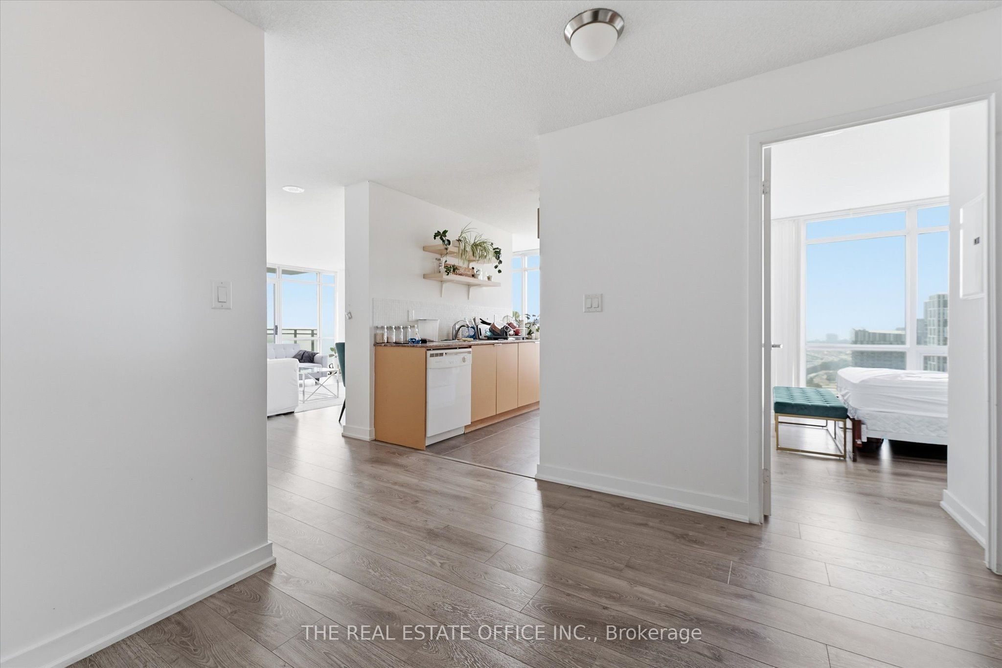 15 Fort York Boulevard 4212, Toronto, ON M5V 3Y4