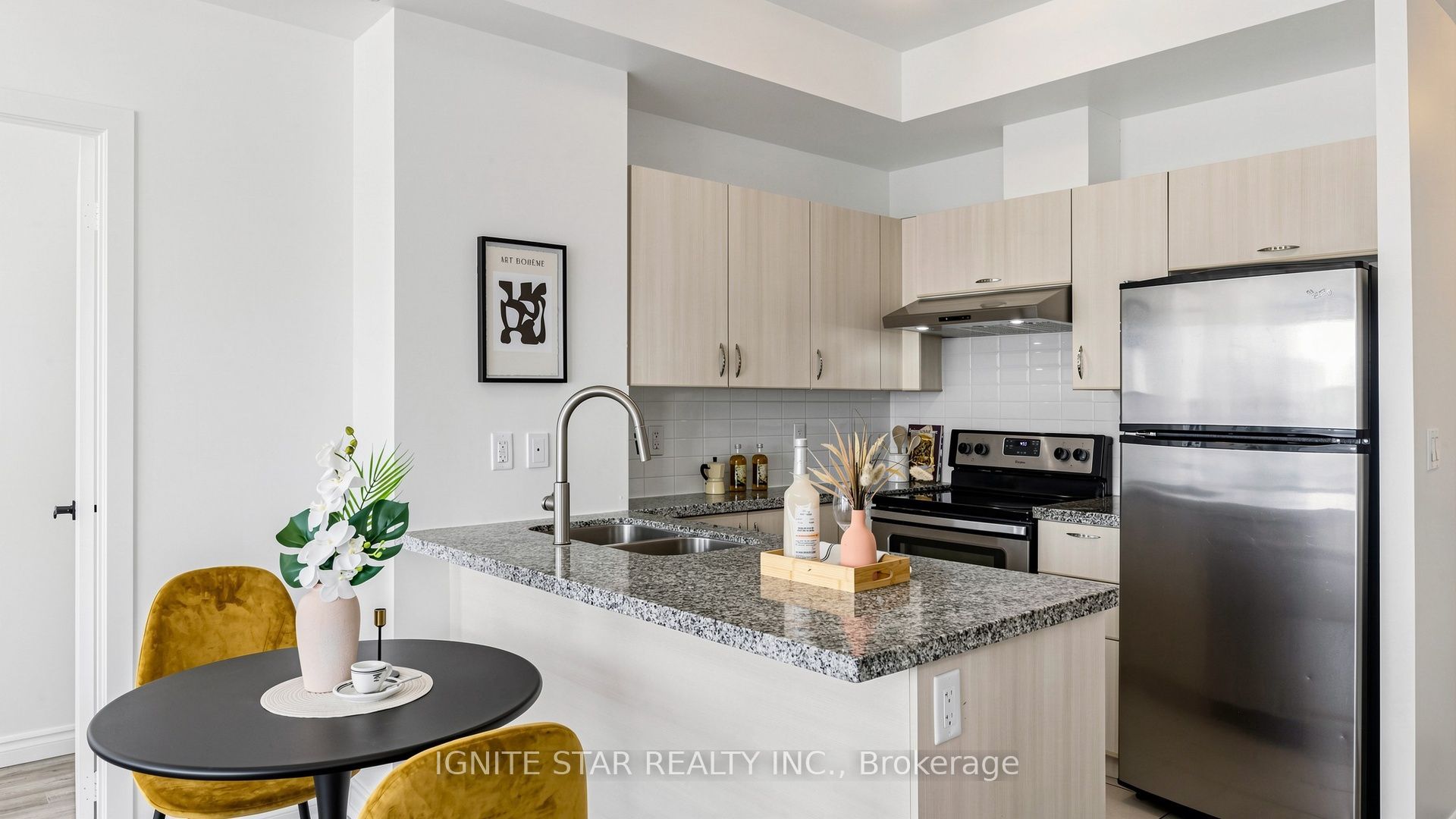5740 Yonge Street 1201, Toronto, ON M2M 0B1 photo 5