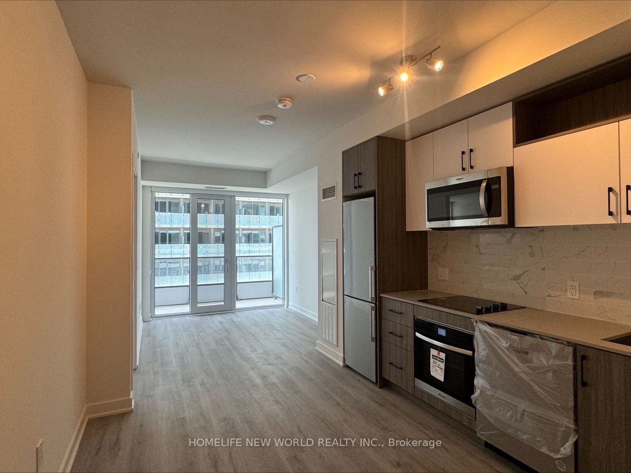 70 Princess Street 2212 E, Toronto, ON M5A 0X6 photo 3