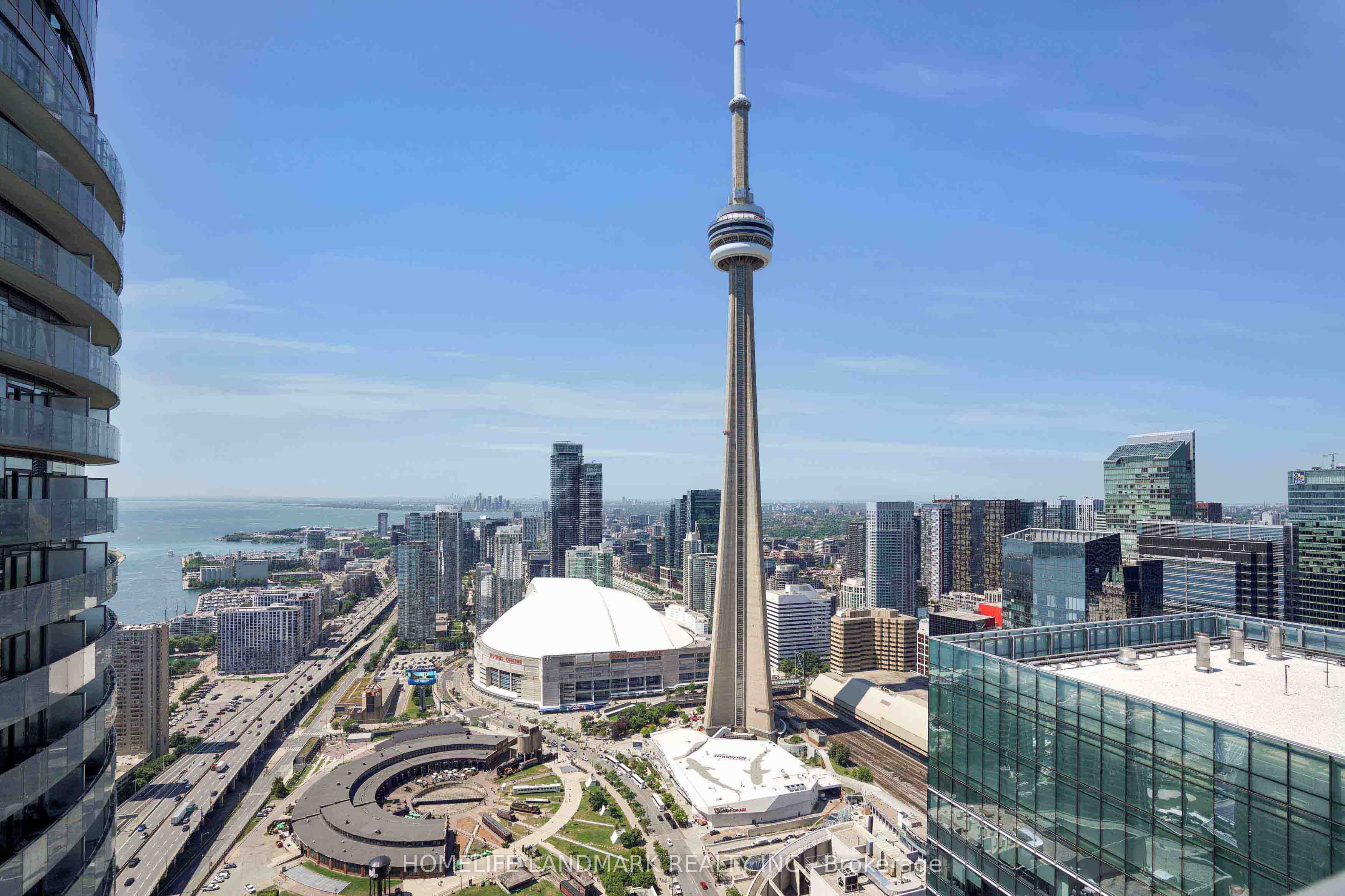14 York Street 5207, Toronto, ON M5J 0B1