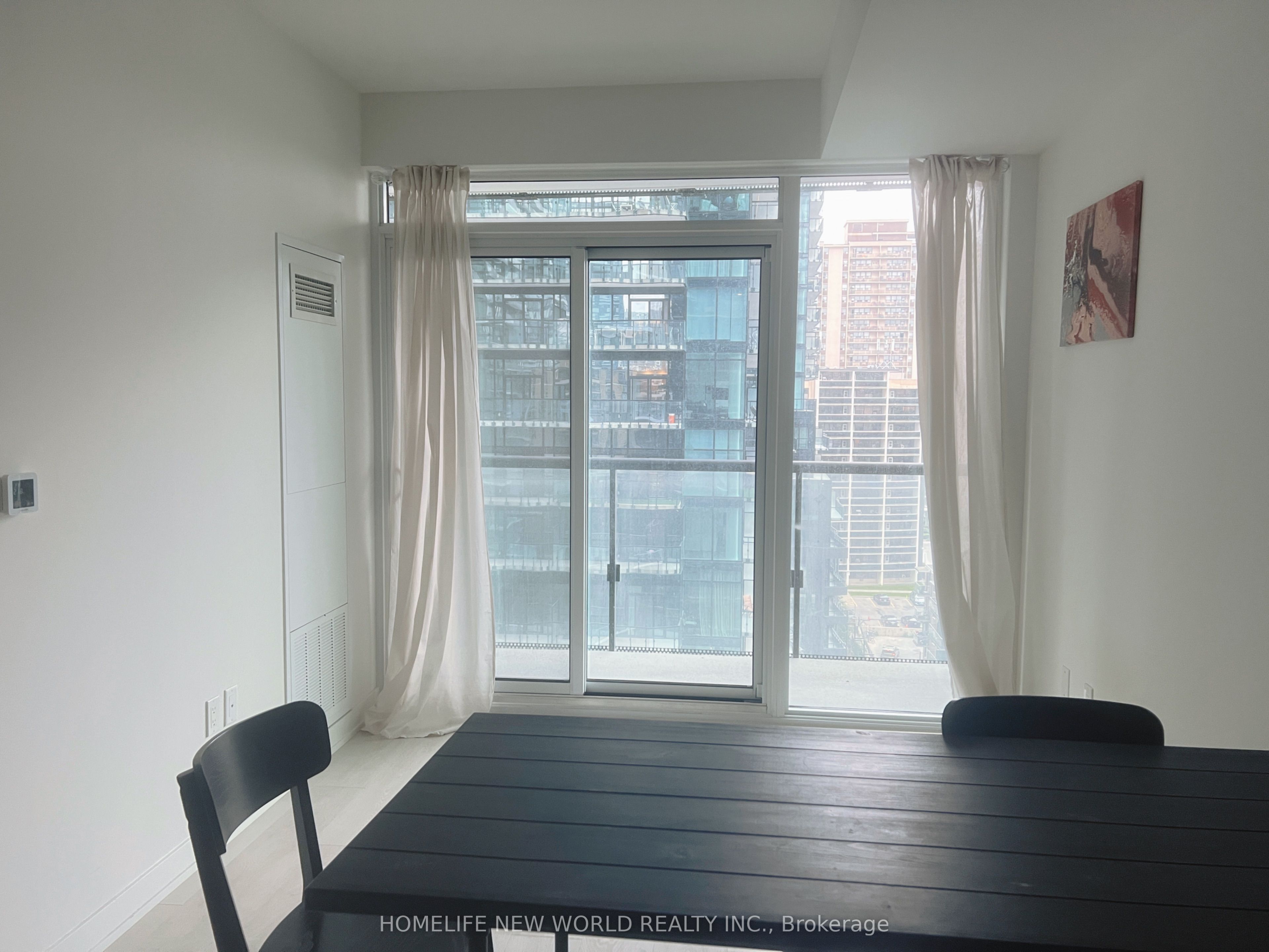 117 Broadway Avenue 1004, Toronto, ON M4P 1V3 photo 5