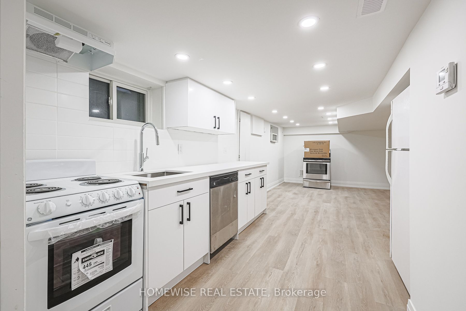81 Shields Avenue Lower, Toronto, ON M5N 2K3 photo 4