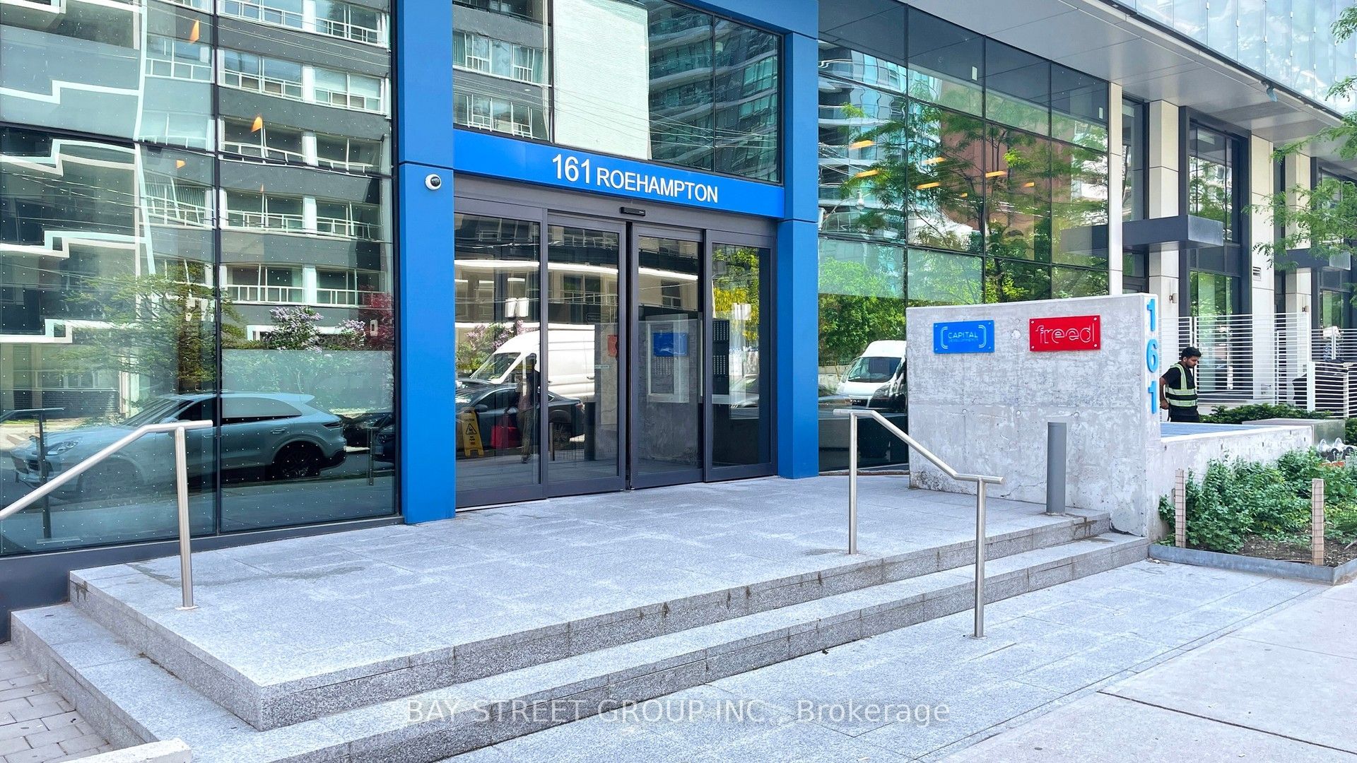 161 Roehampton Avenue 3303, Toronto, ON M4P 0C8 photo 3
