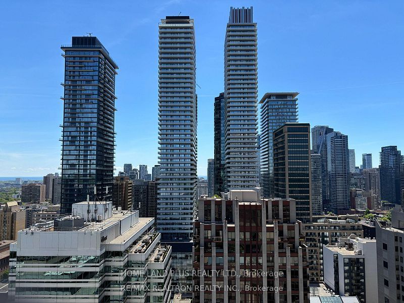 8 Park Road 3011, Toronto, ON M4W 3S5