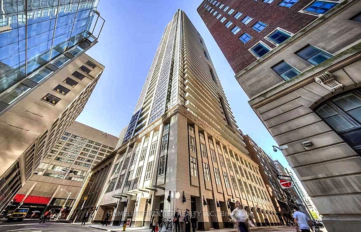 70 Temperance Street 607, Toronto, ON M5H 4E8