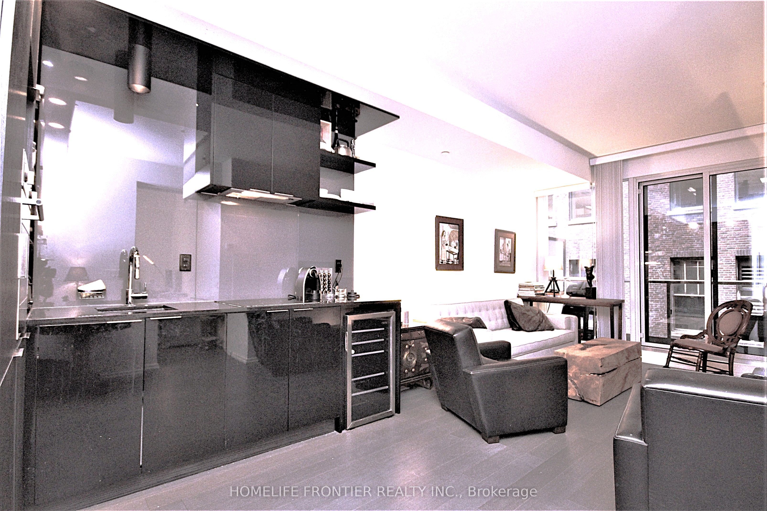 70 Temperance Street 607, Toronto, ON M5H 4E8 photo 3