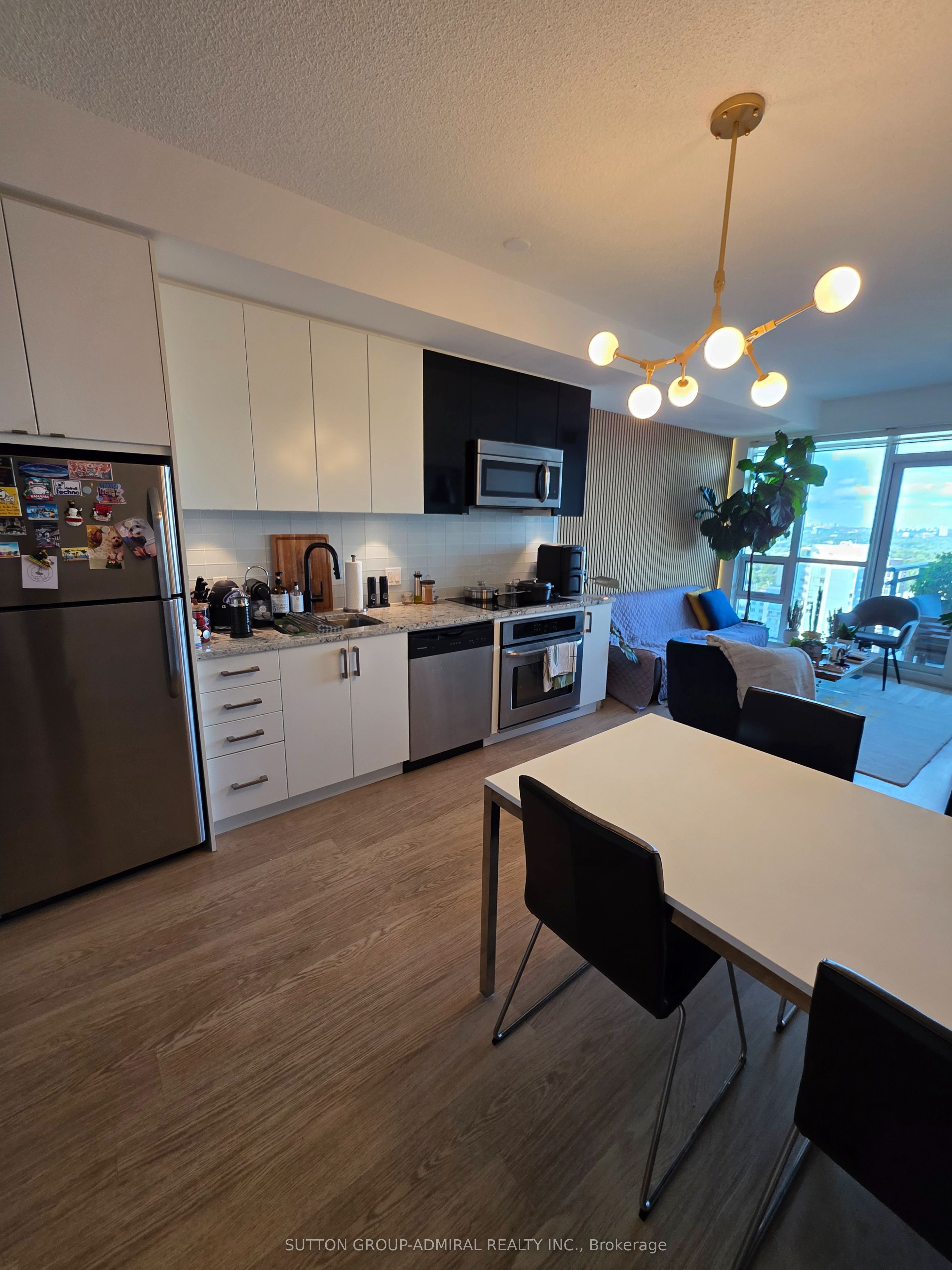 98 Lillian Street 2316, Toronto, ON M4S 0A5 photo 4