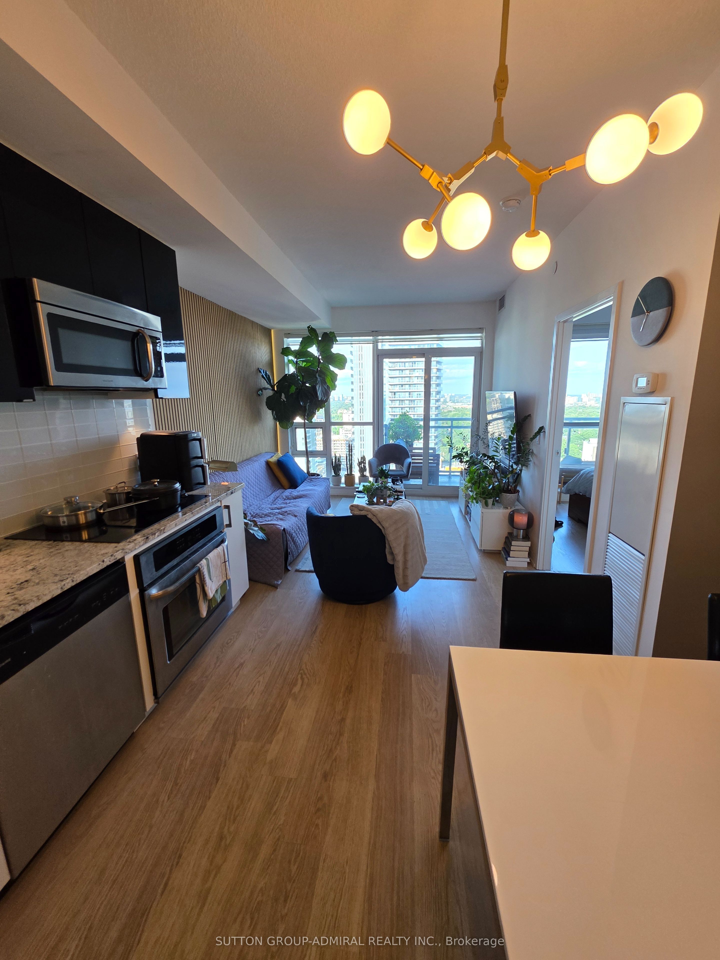 98 Lillian Street 2316, Toronto, ON M4S 0A5 photo 5