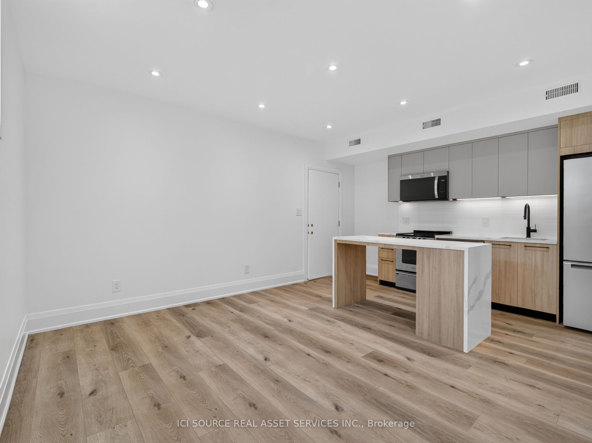 28 Norcross Road Unit 6, Toronto, ON M3H 2R4 photo 5