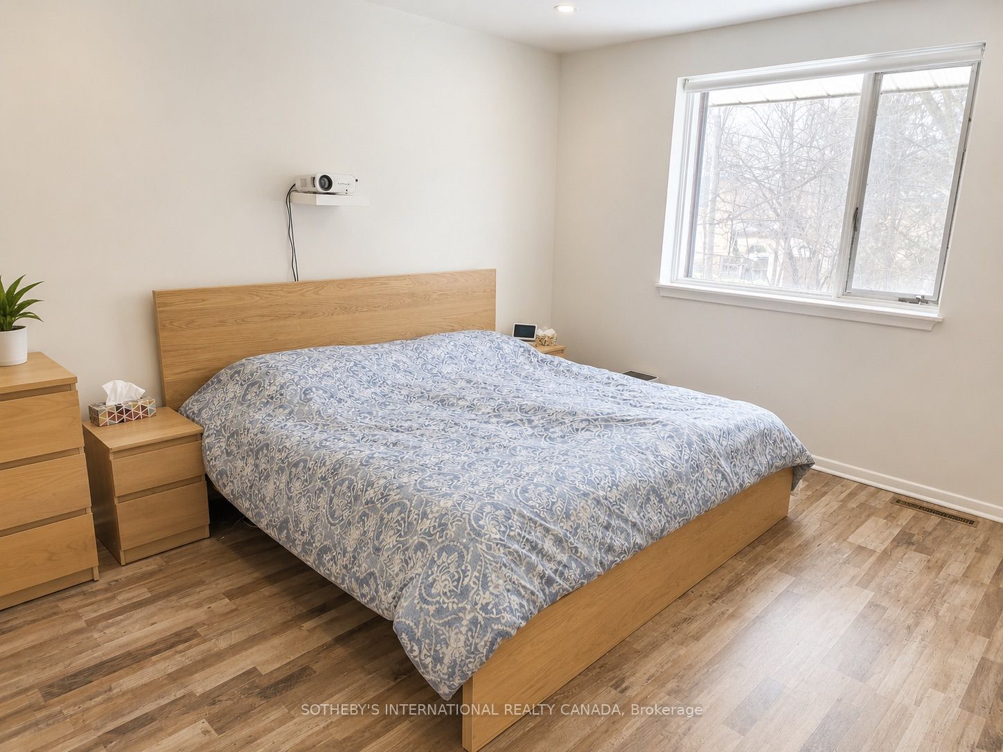 10 Ternhill Crescent, Toronto, ON M3C 2E5 photo 5