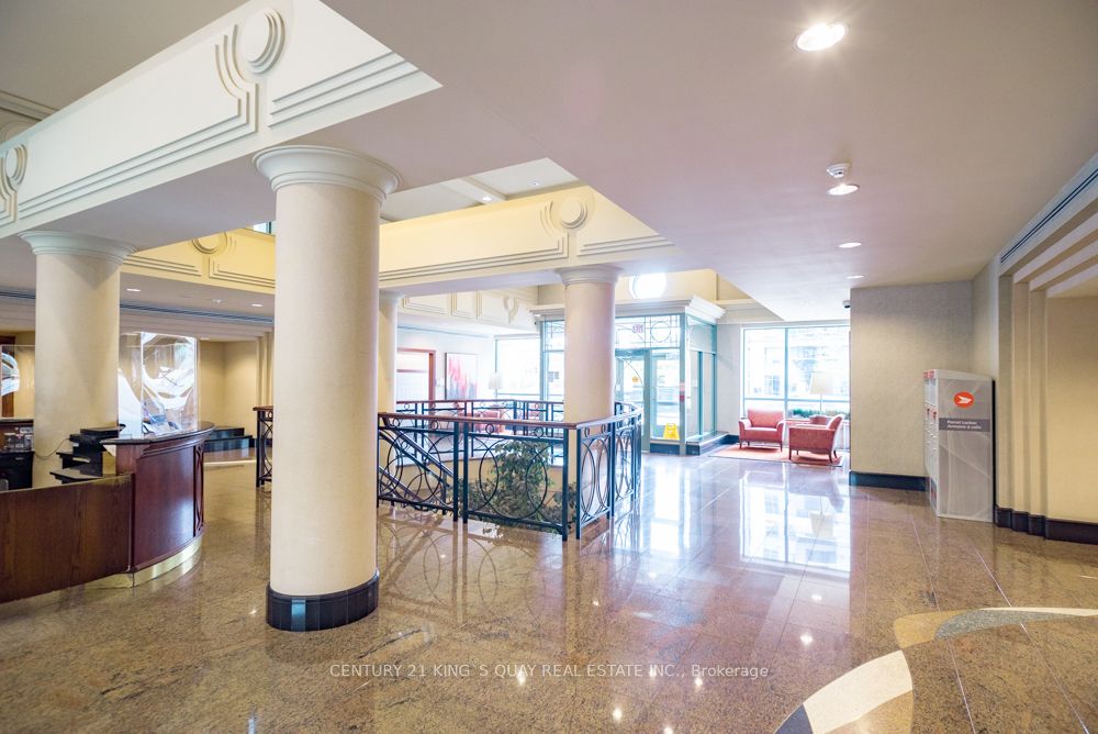 39 Pemberton Avenue 609, Toronto, ON M2M 4L6 photo 4