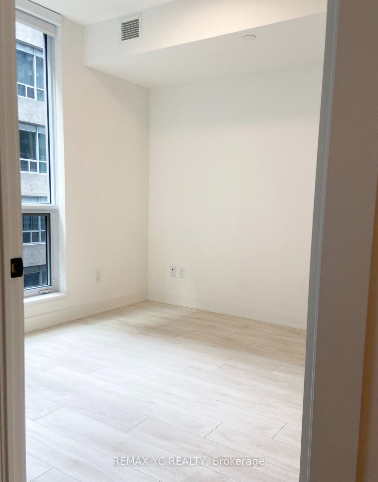 15 Mercer Street 508, Toronto, ON M5V 0V1 photo 5