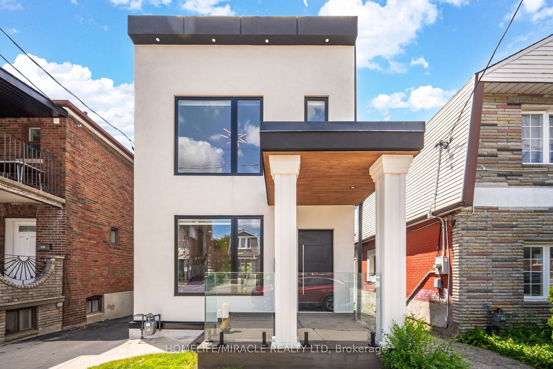 388 Oakwood Avenue, Toronto, ON M6E 2W3 photo 3