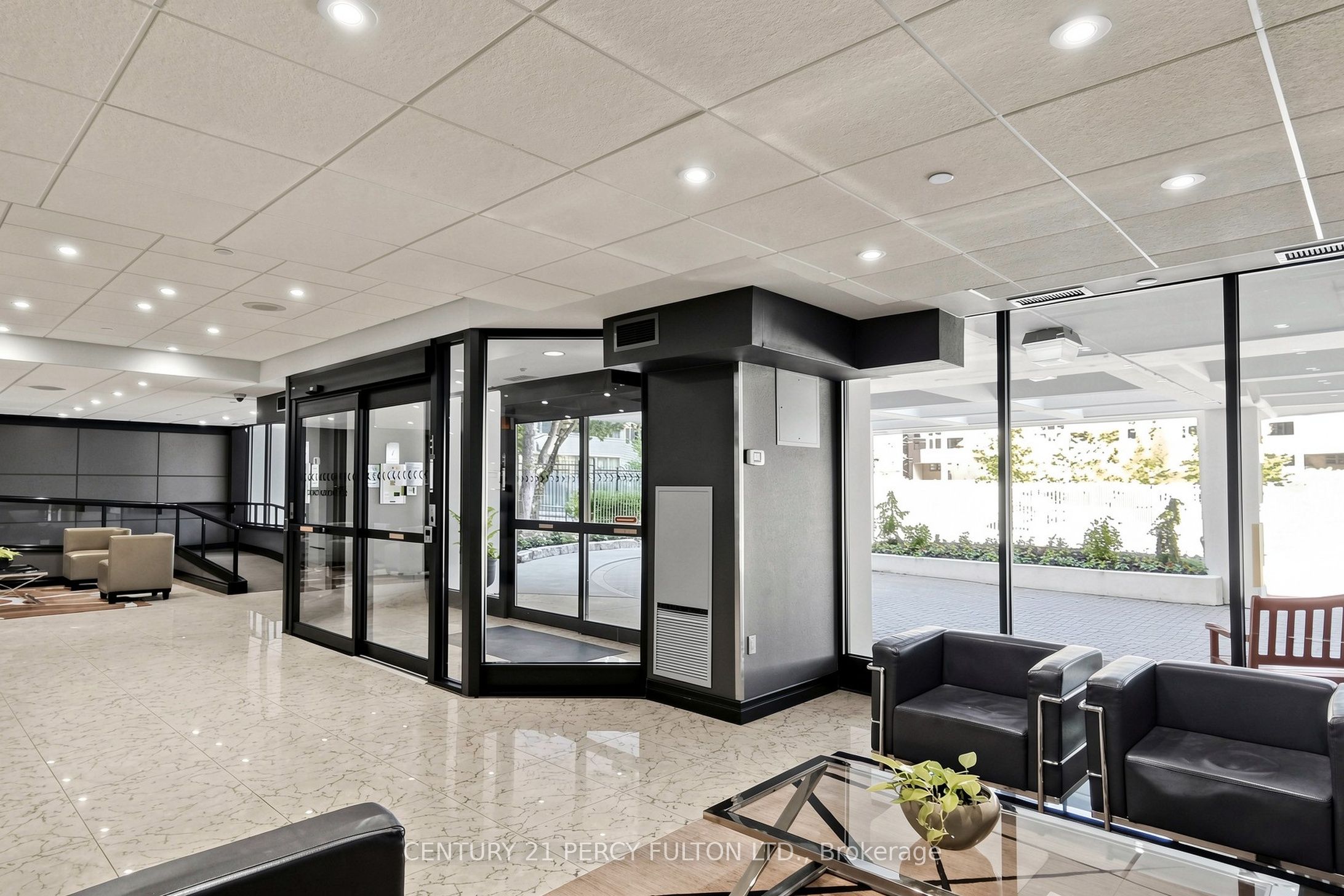 77 Maitland Place 224, Toronto, ON M4Y 2V6 photo 5