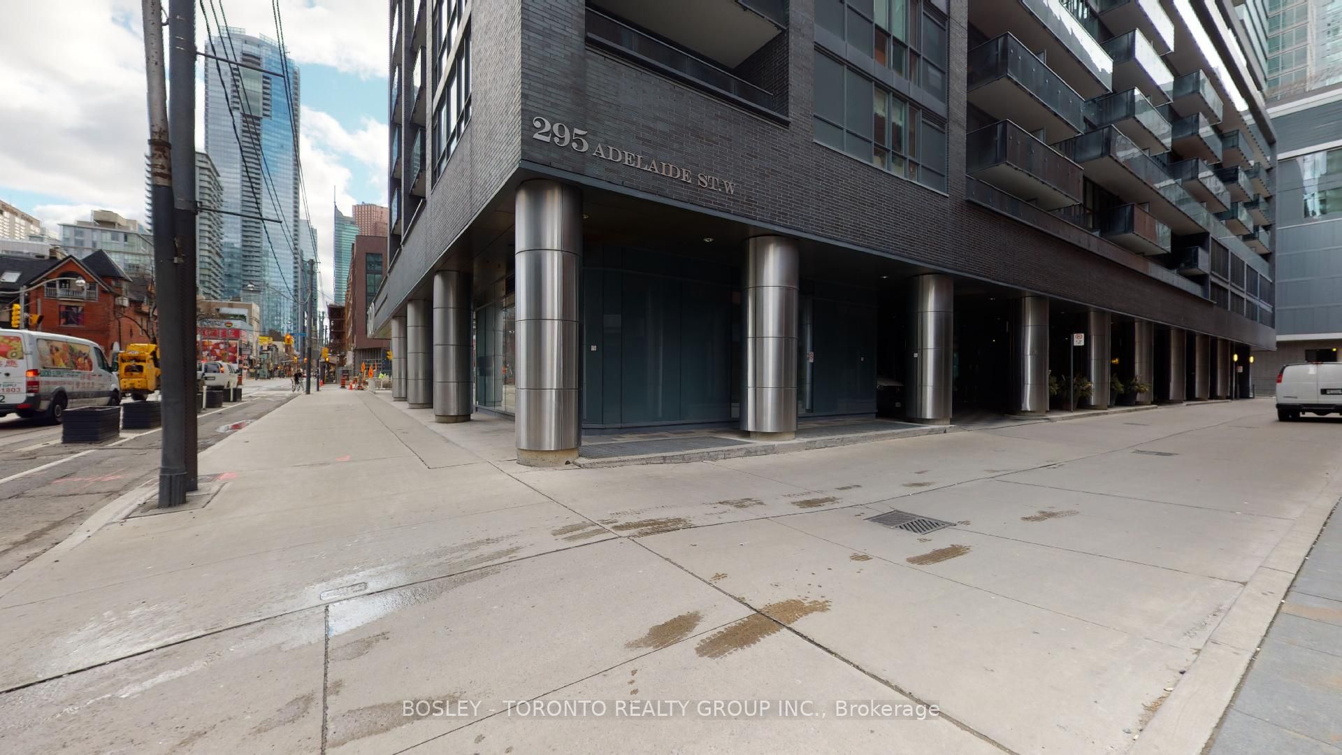 295 Adelaide Street W PH01, Toronto, ON M5V 0L4